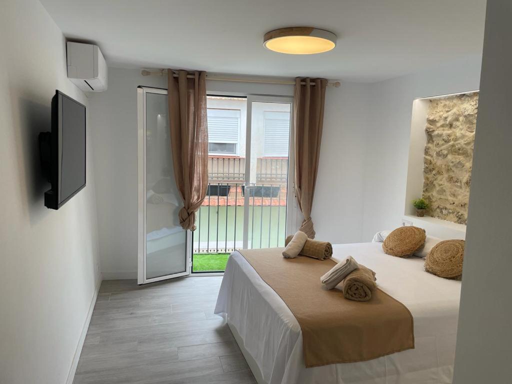 Double Room with Balcony,1406331395:JPEG