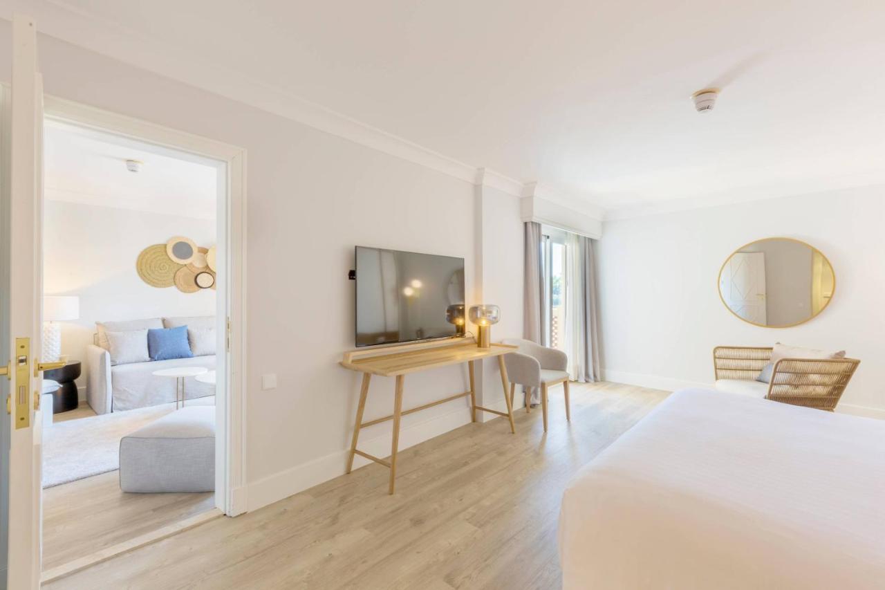 King Suite Sofa Bed Balcony Resort View
