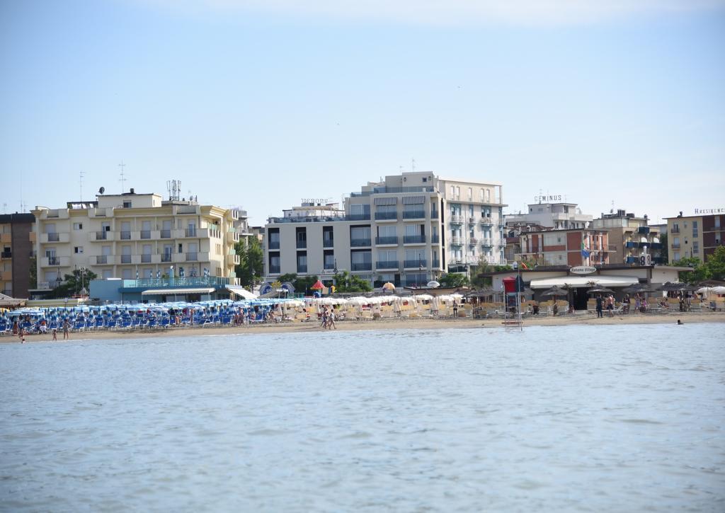 Double Room for Single Use,267348853:JPEG