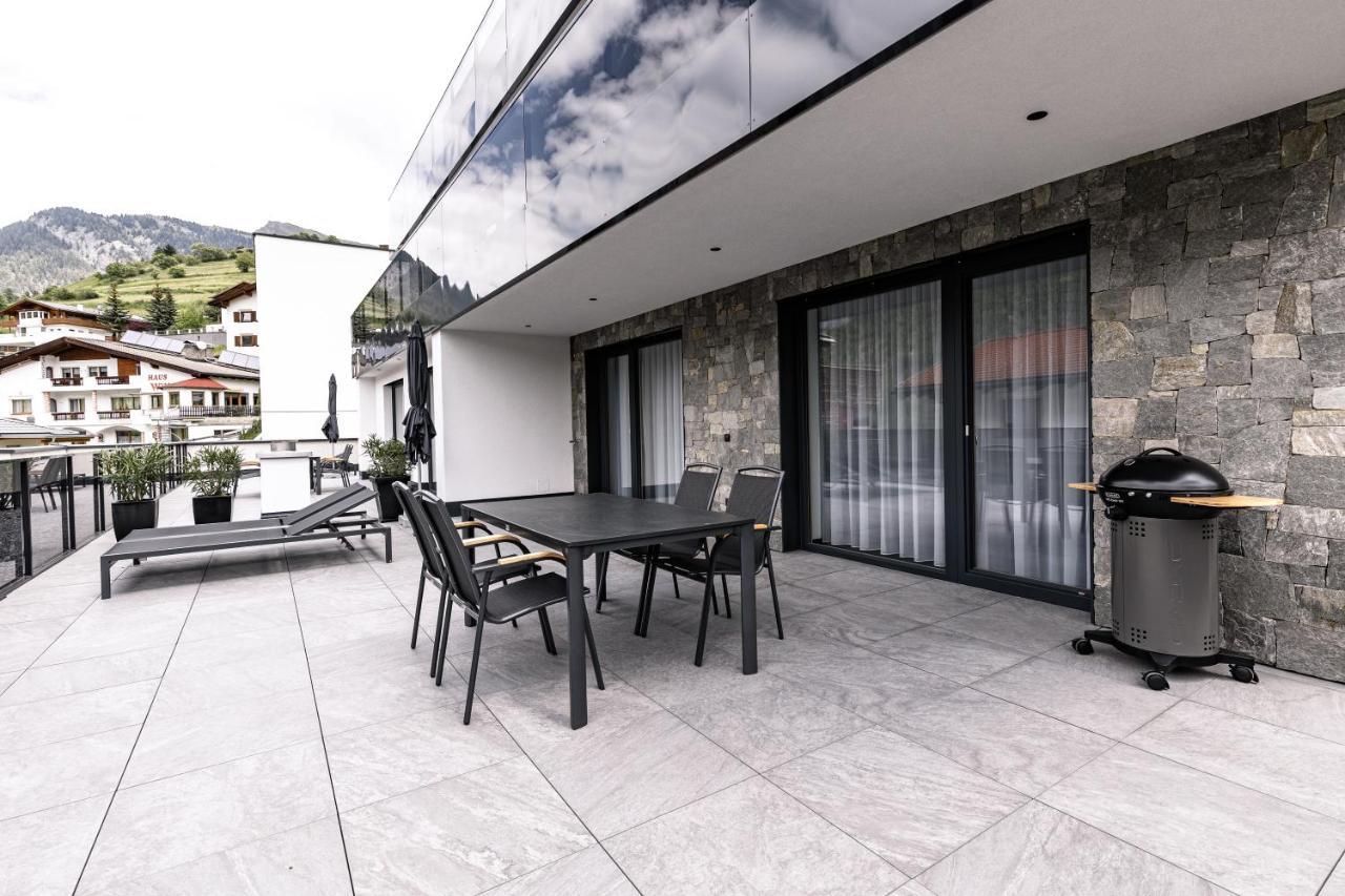 Two-Bedroom Apartment,1428990580:JPEG