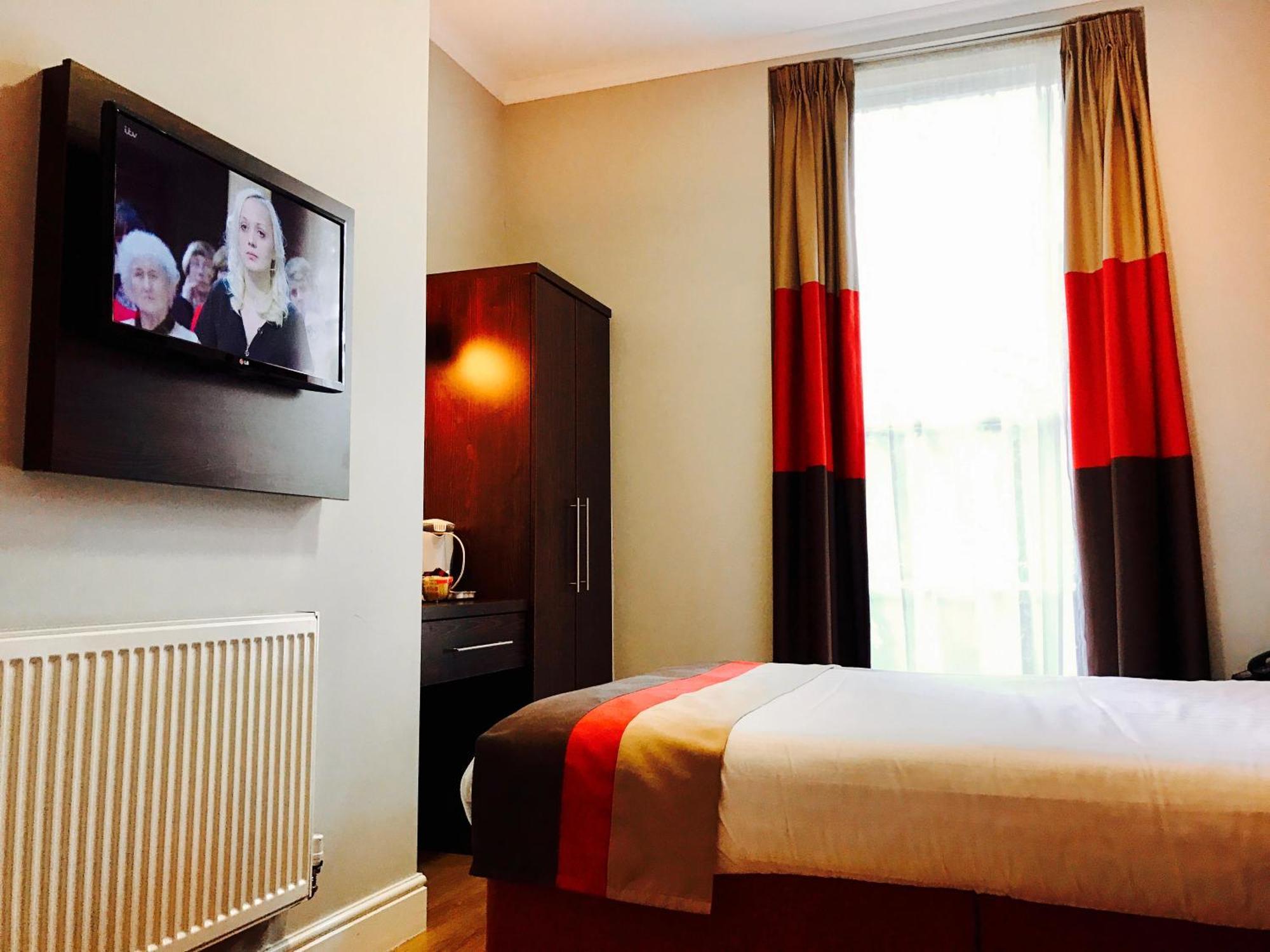 Deluxe Double Room,1432670551:JPEG