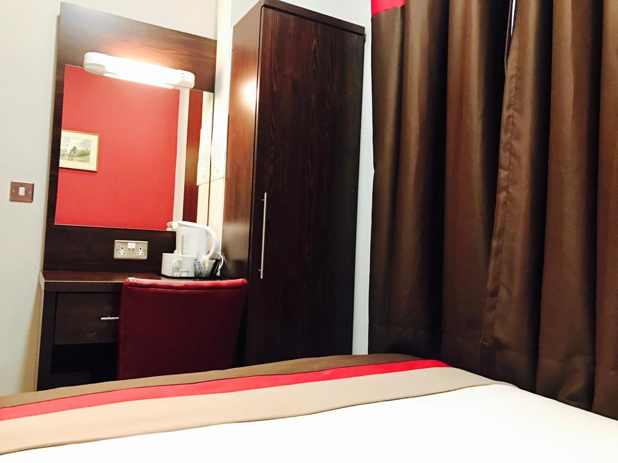 Basic Double Room,1432671391:JPEG