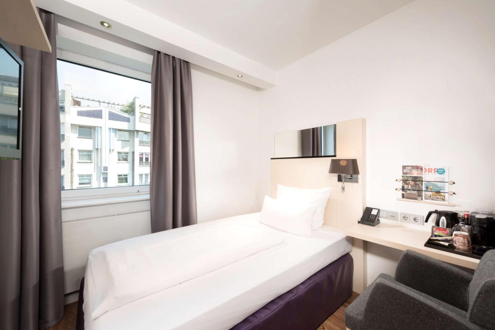 Single Room,1435457905:JPEG