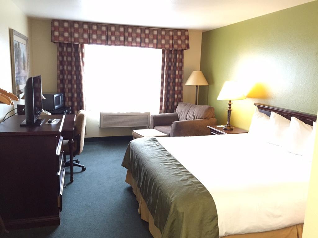 King Room - Mobility Access/Non-Smoking,144675554:JPEG