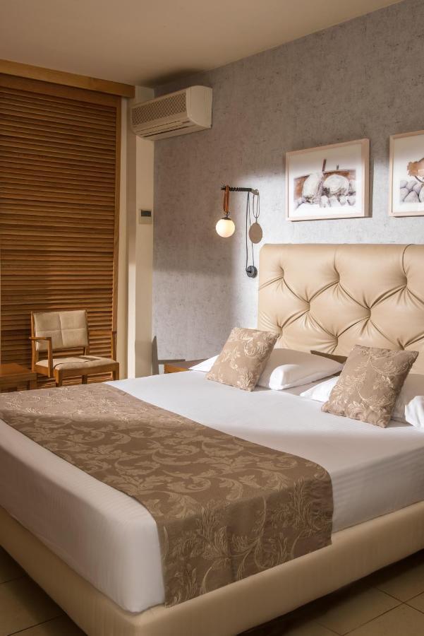 Double Room Garden View or Pool View