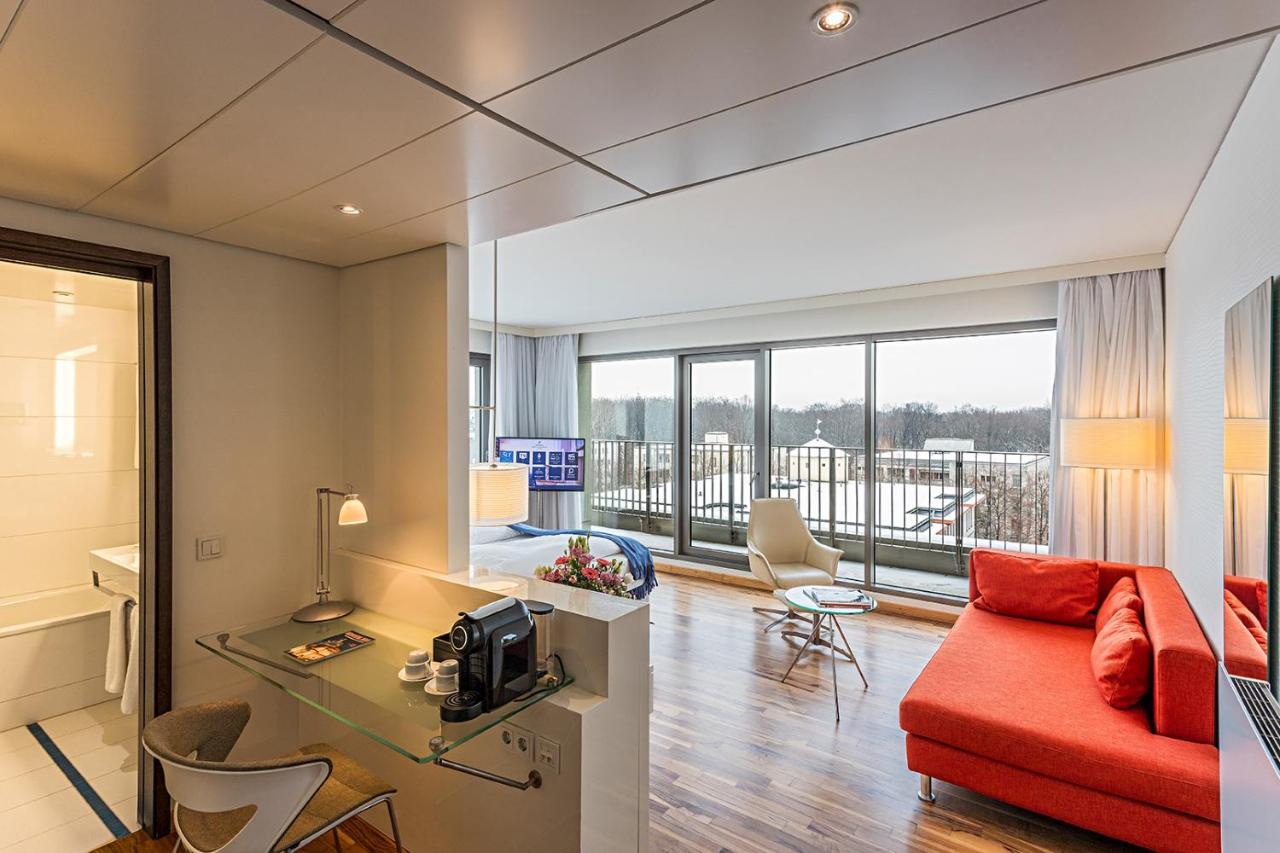 Grand Deluxe Room