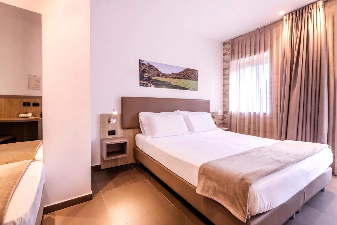 Double or twin room garden entrance