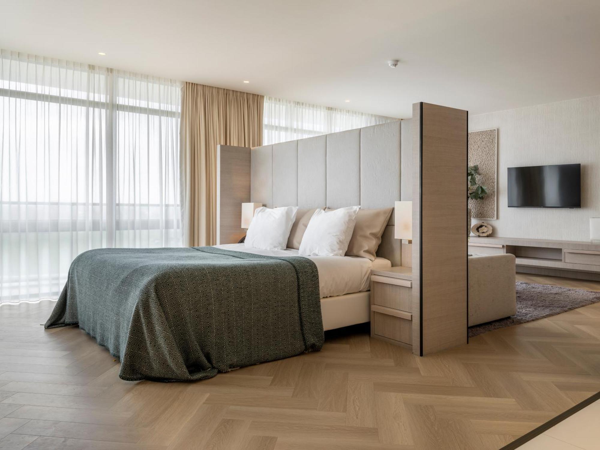 Wellness Suite with Sauna,1498930852:JPEG