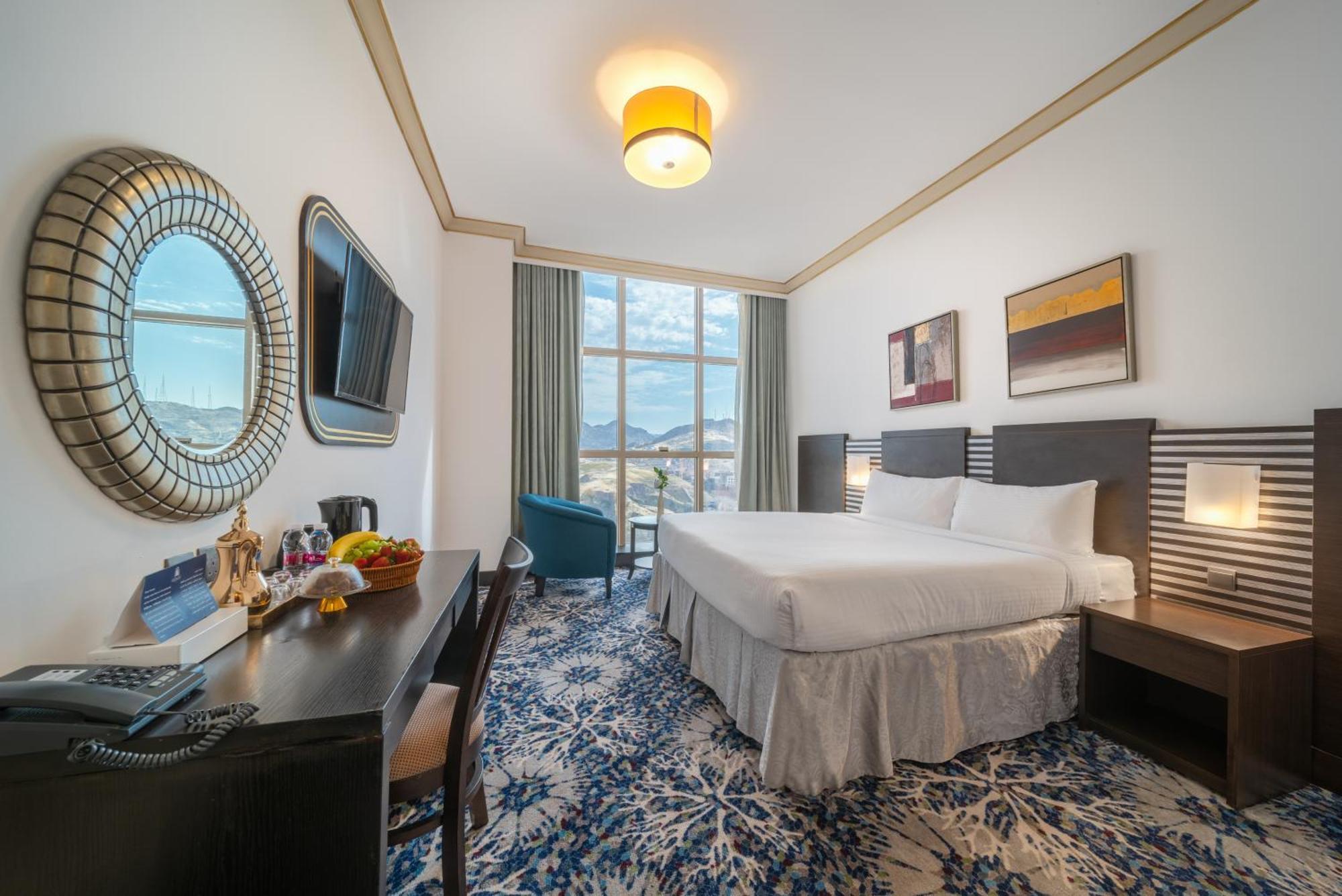Deluxe King Room,1499466424:JPEG