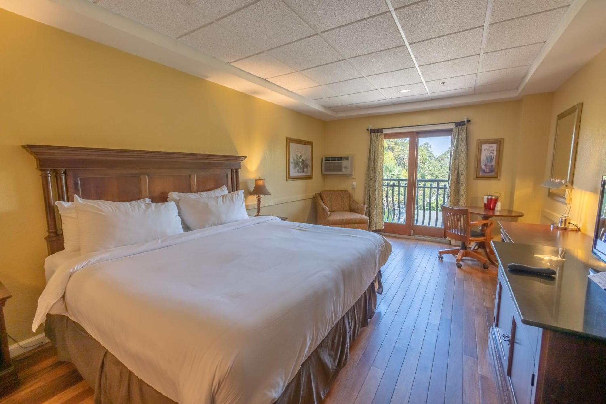 Standard King Room,1502488150:JPEG