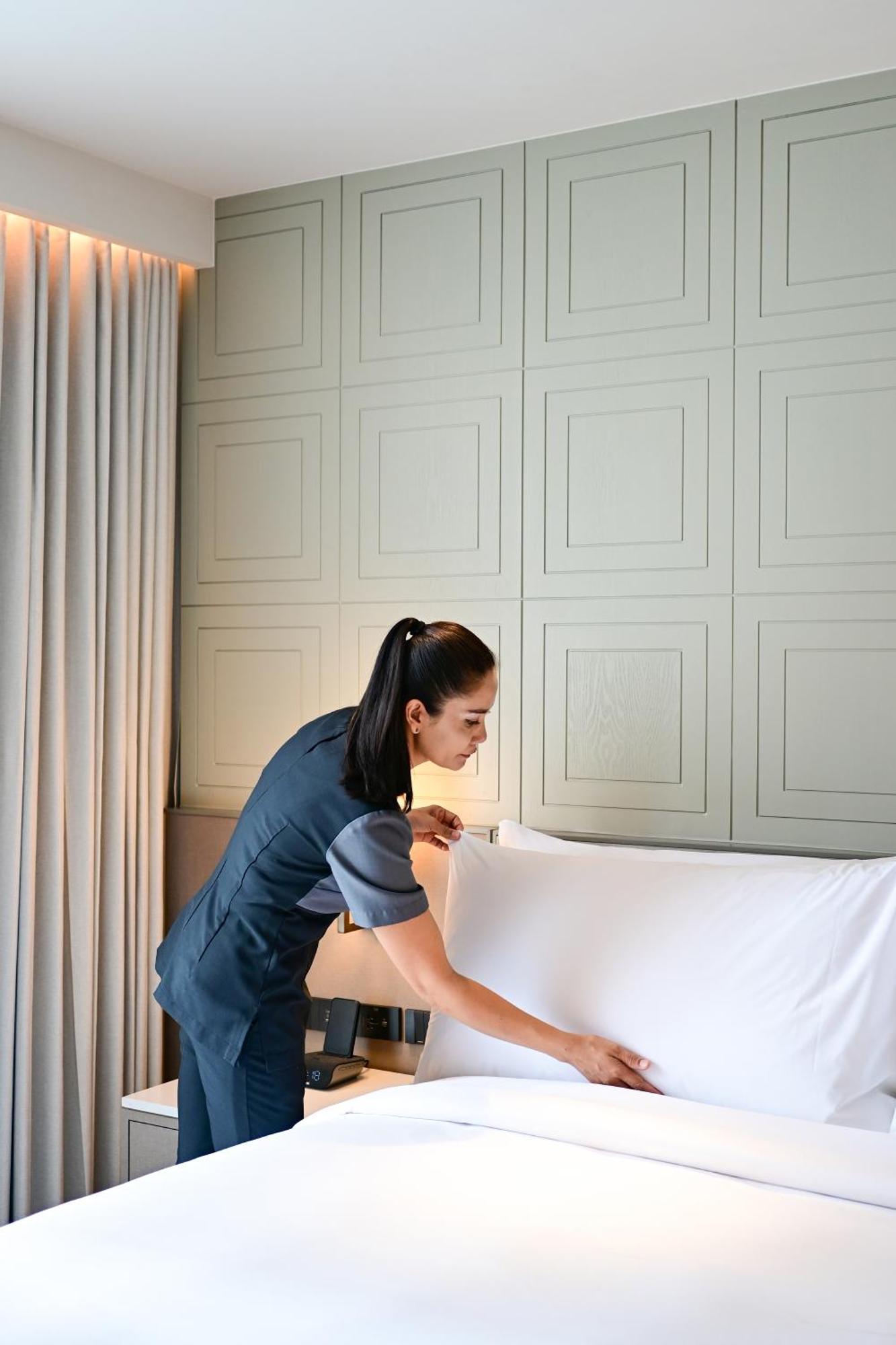 Chambre Lit King-Size de Luxe avec Baignoire