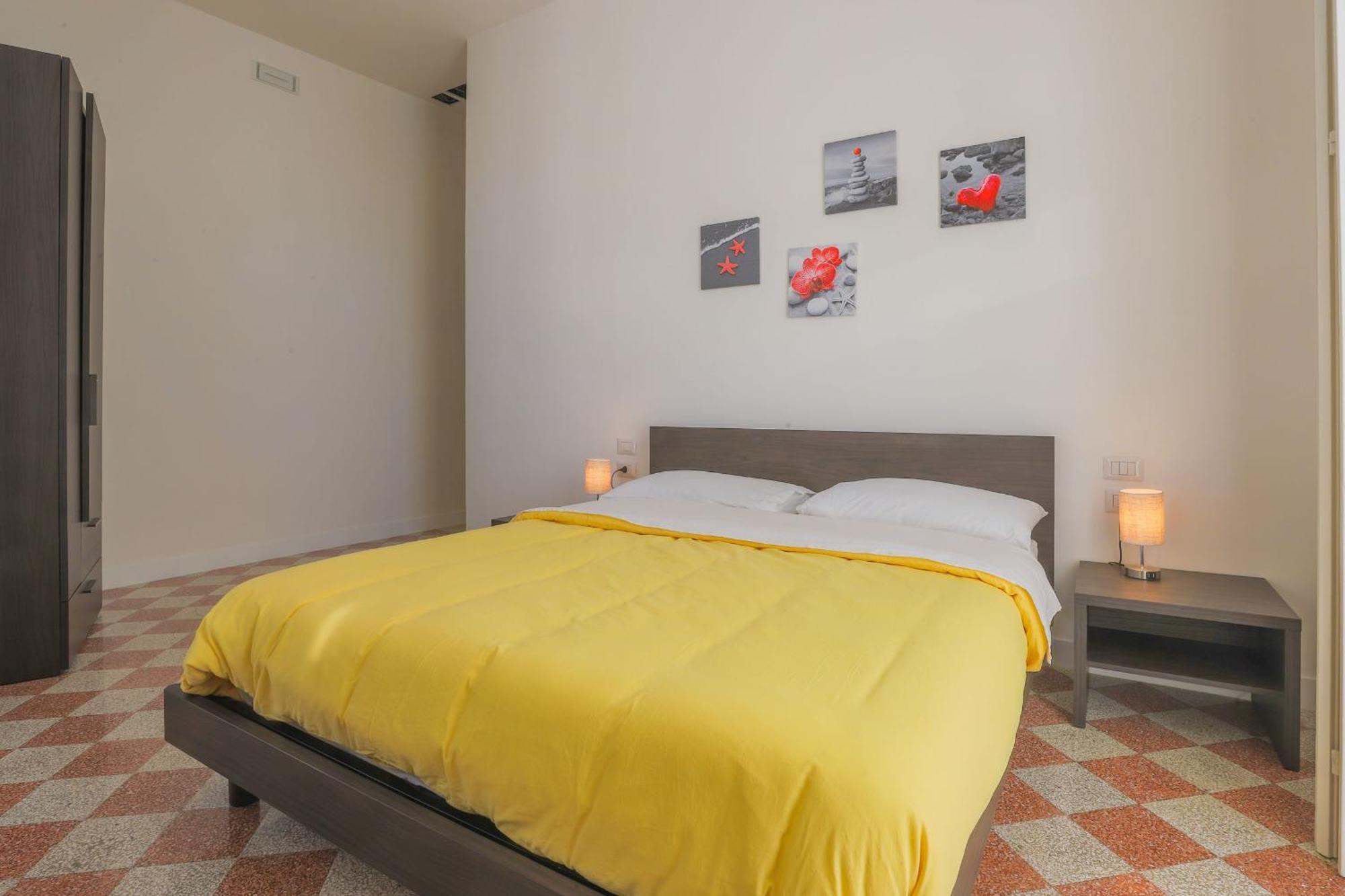Large Double Room