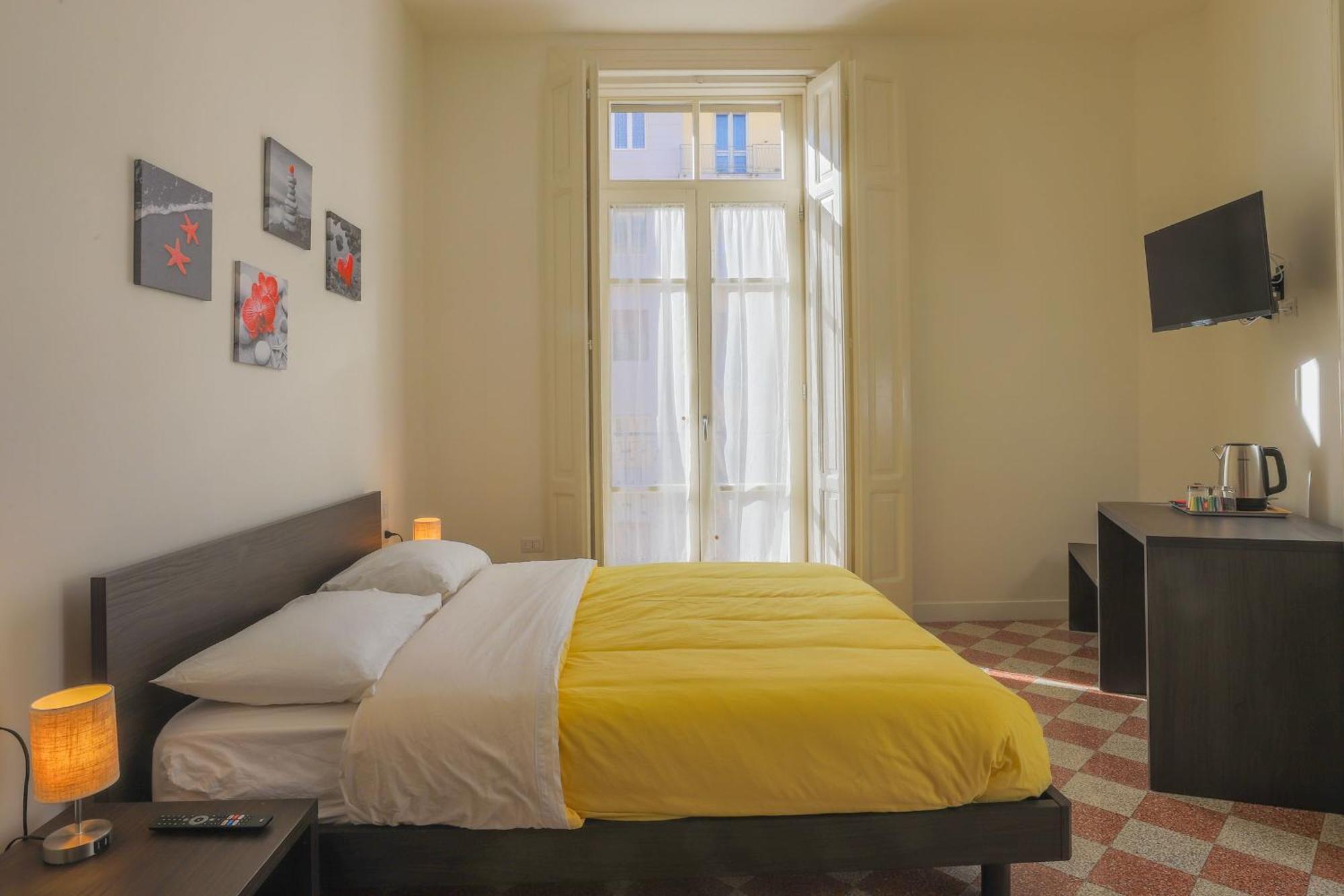 Large Double Room