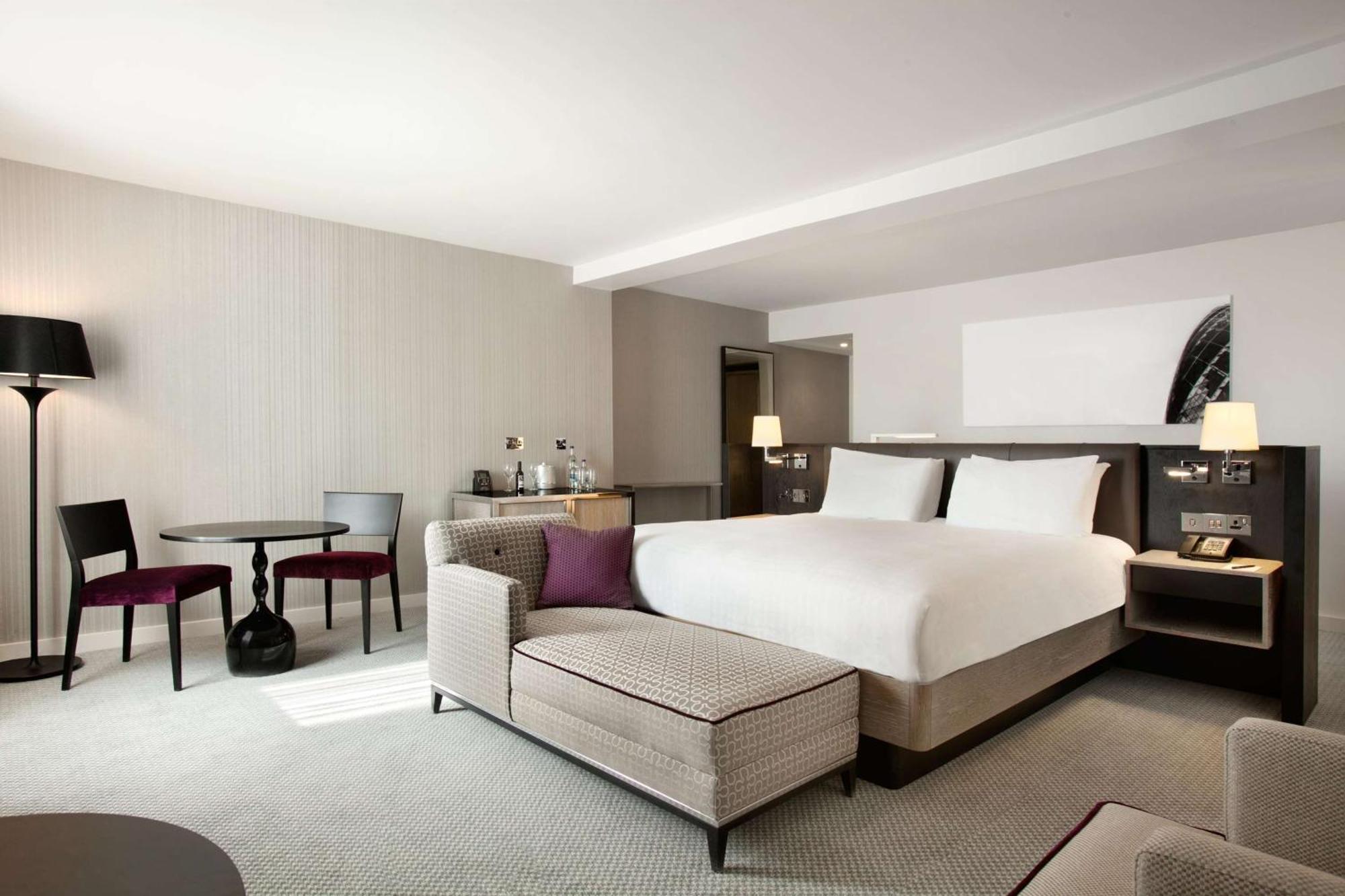 Suite Junior con acceso al salón