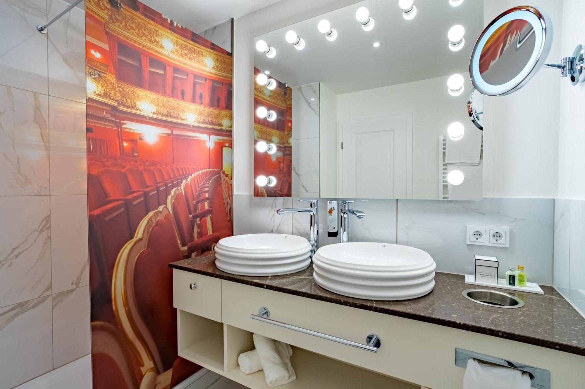 Superior Junior Suite
