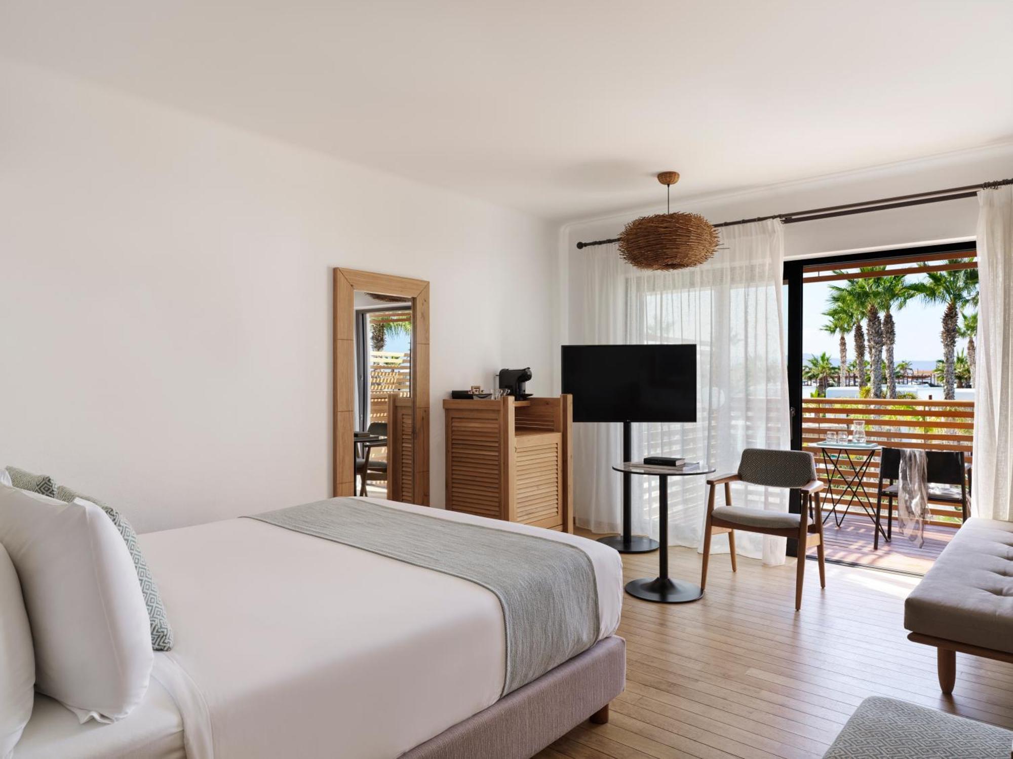 Luxury Double Room Pool View