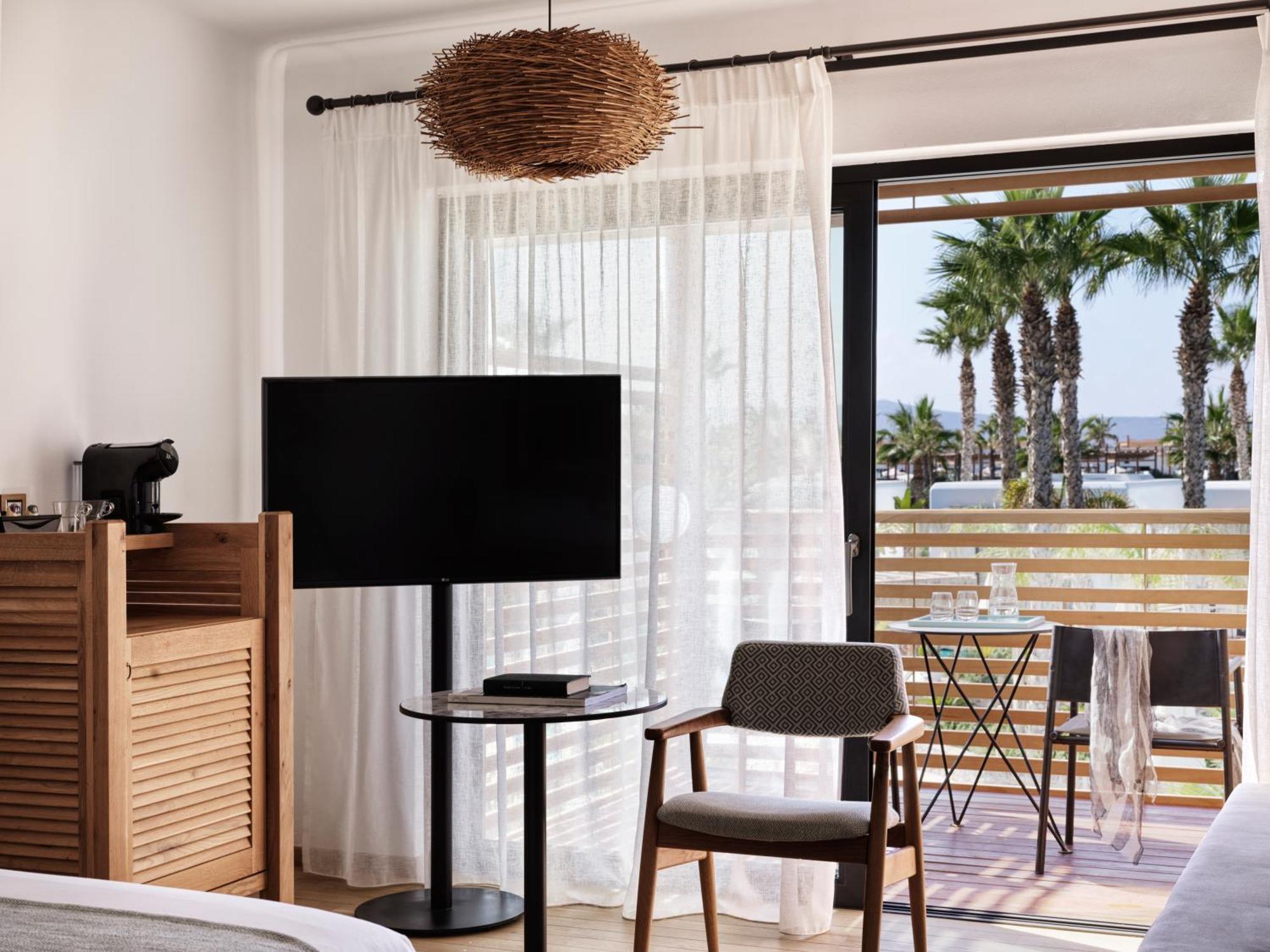 Luxury Double Room Pool View