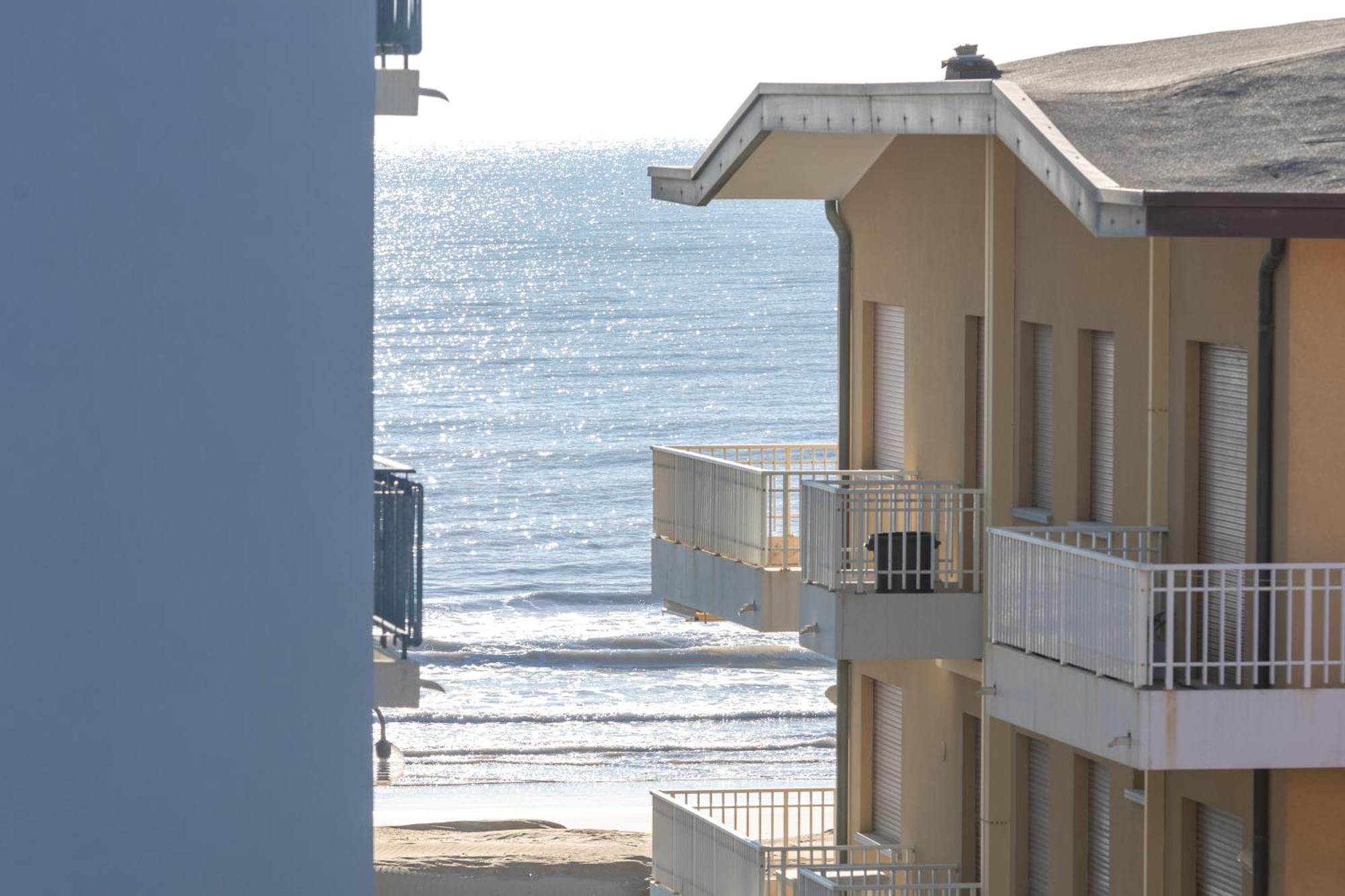 Double Room Balcony Partial Seaview