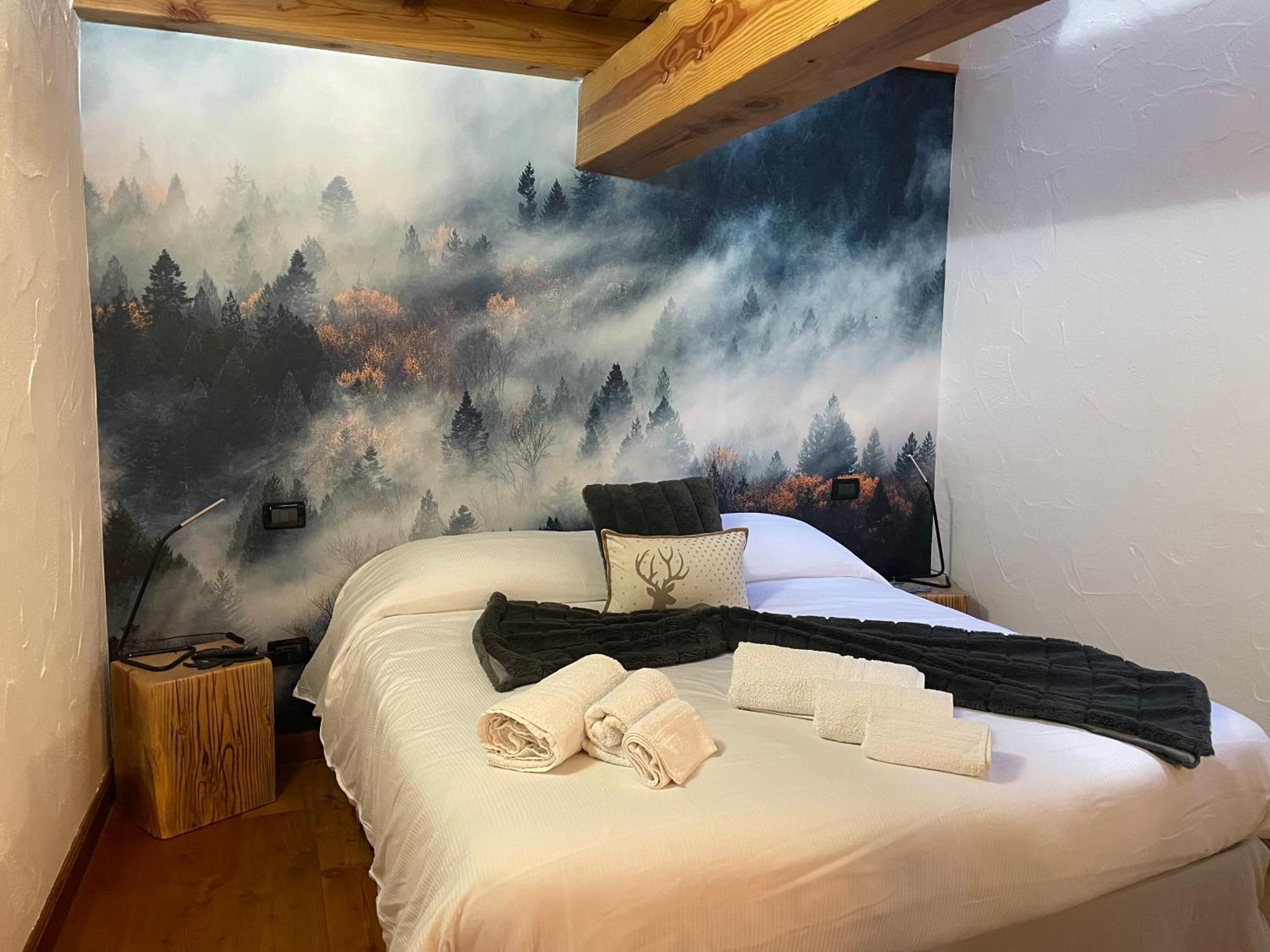 Double Room Private External Bathroom