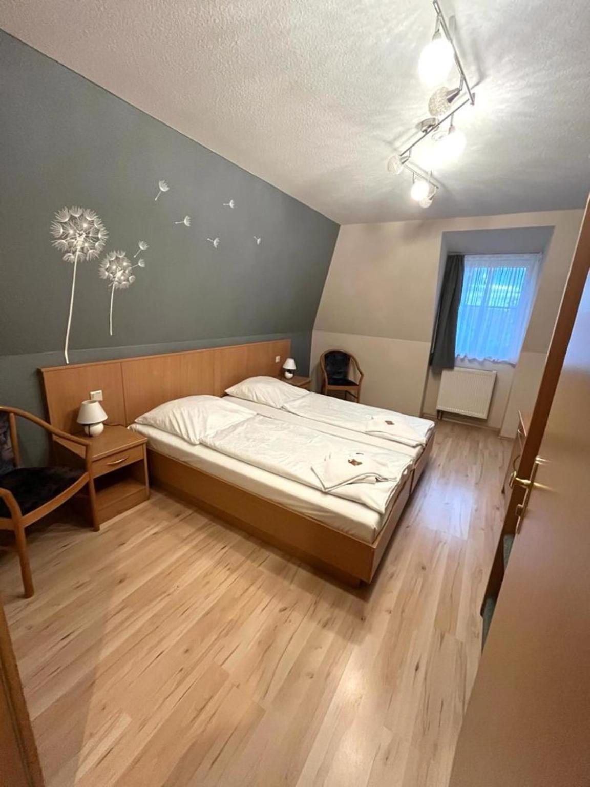 Doppelzimmer mit eigenem Bad