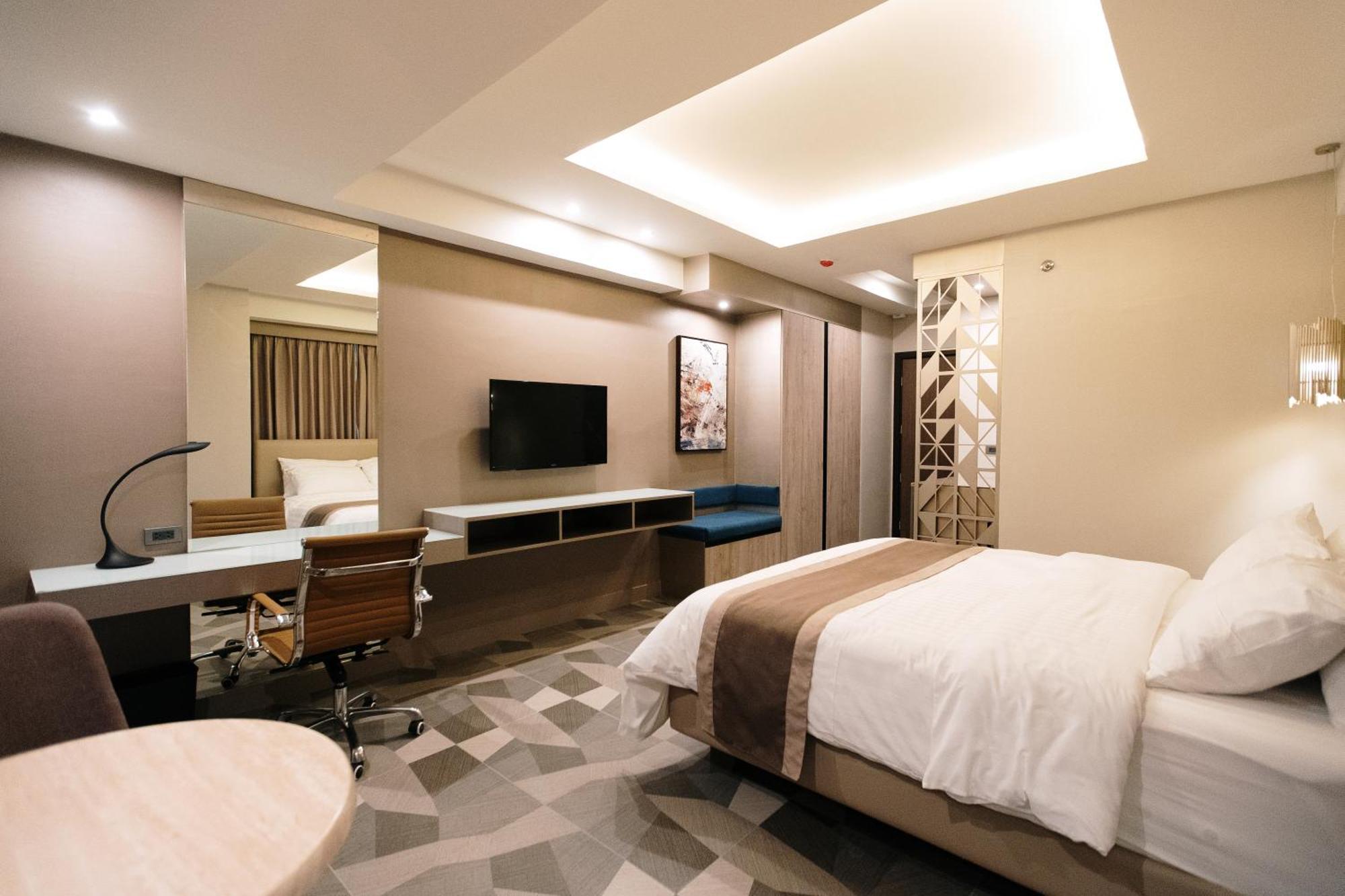 Deluxe King Room,1543059046:JPEG