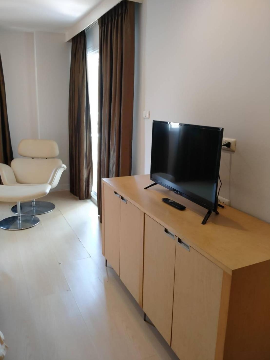 Deluxe Room 1,1544746042:JPEG