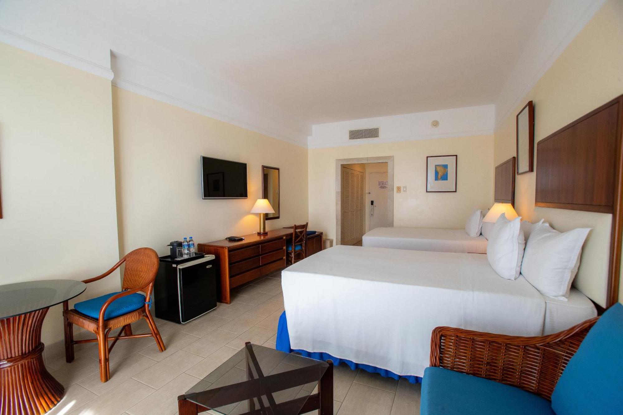 Standard Twin Room with Sea View,1550157073:JPEG