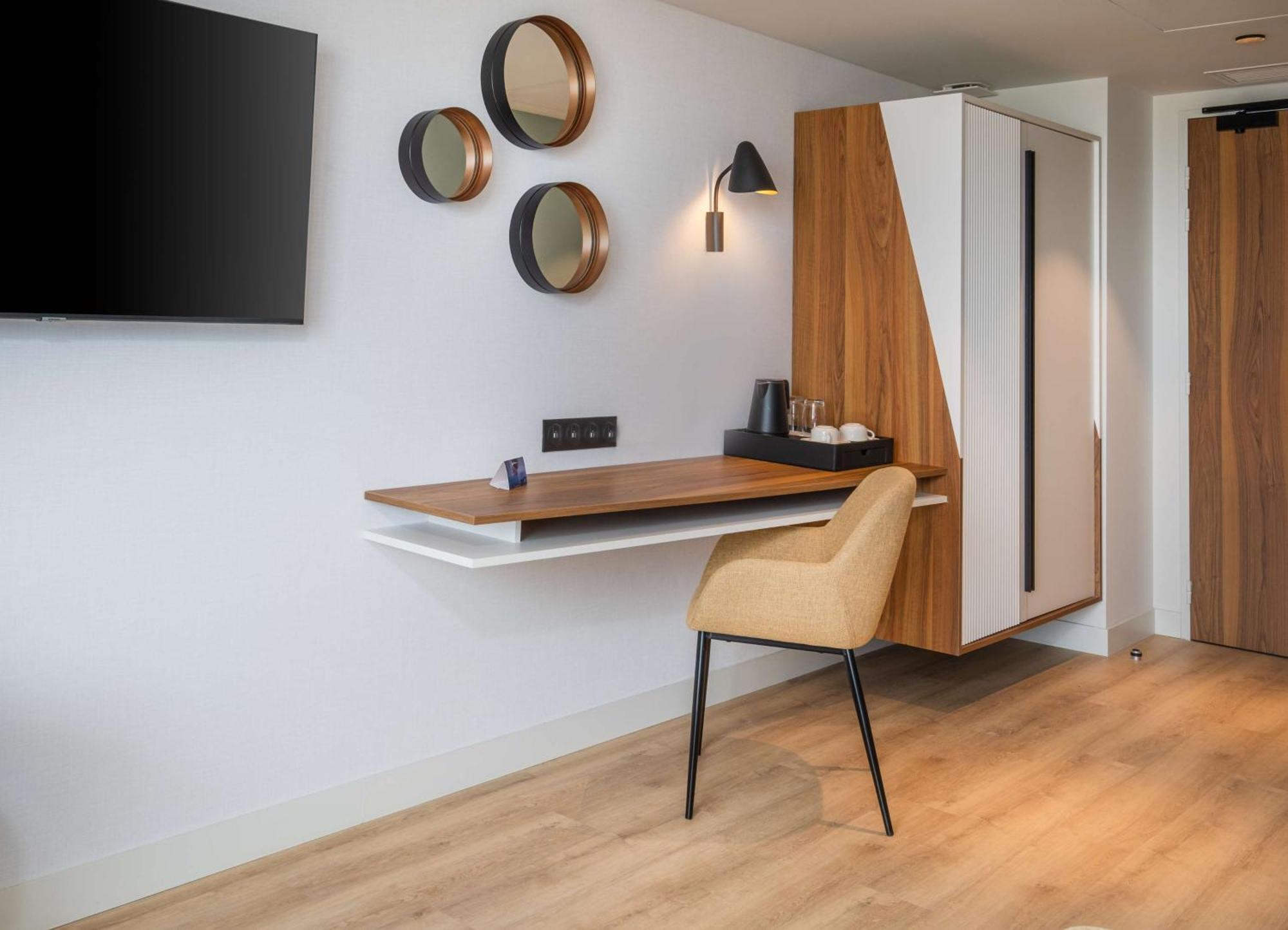 Standard Room,1551588070:JPEG