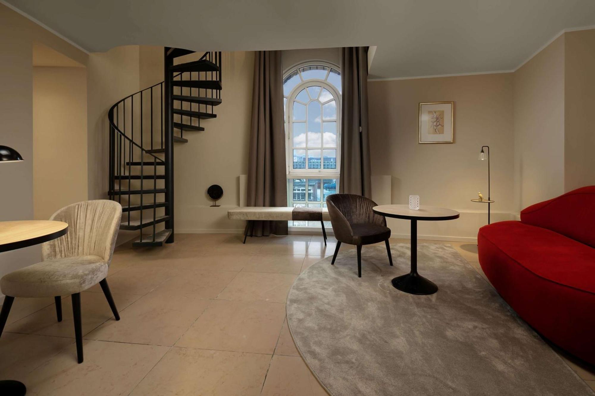 Tower Duplex Twin Suite,1563261088:JPEG