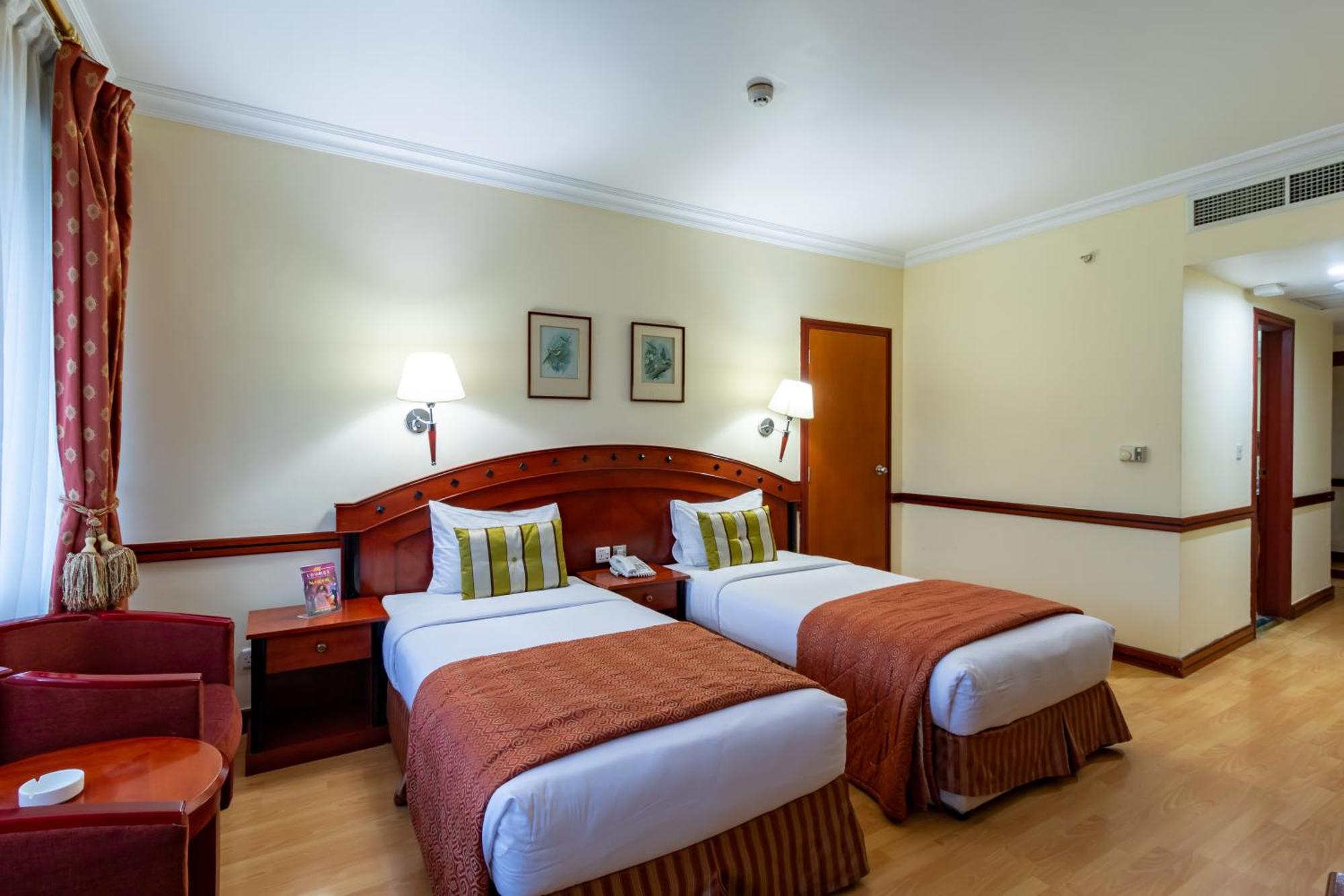 Standard Twin Room