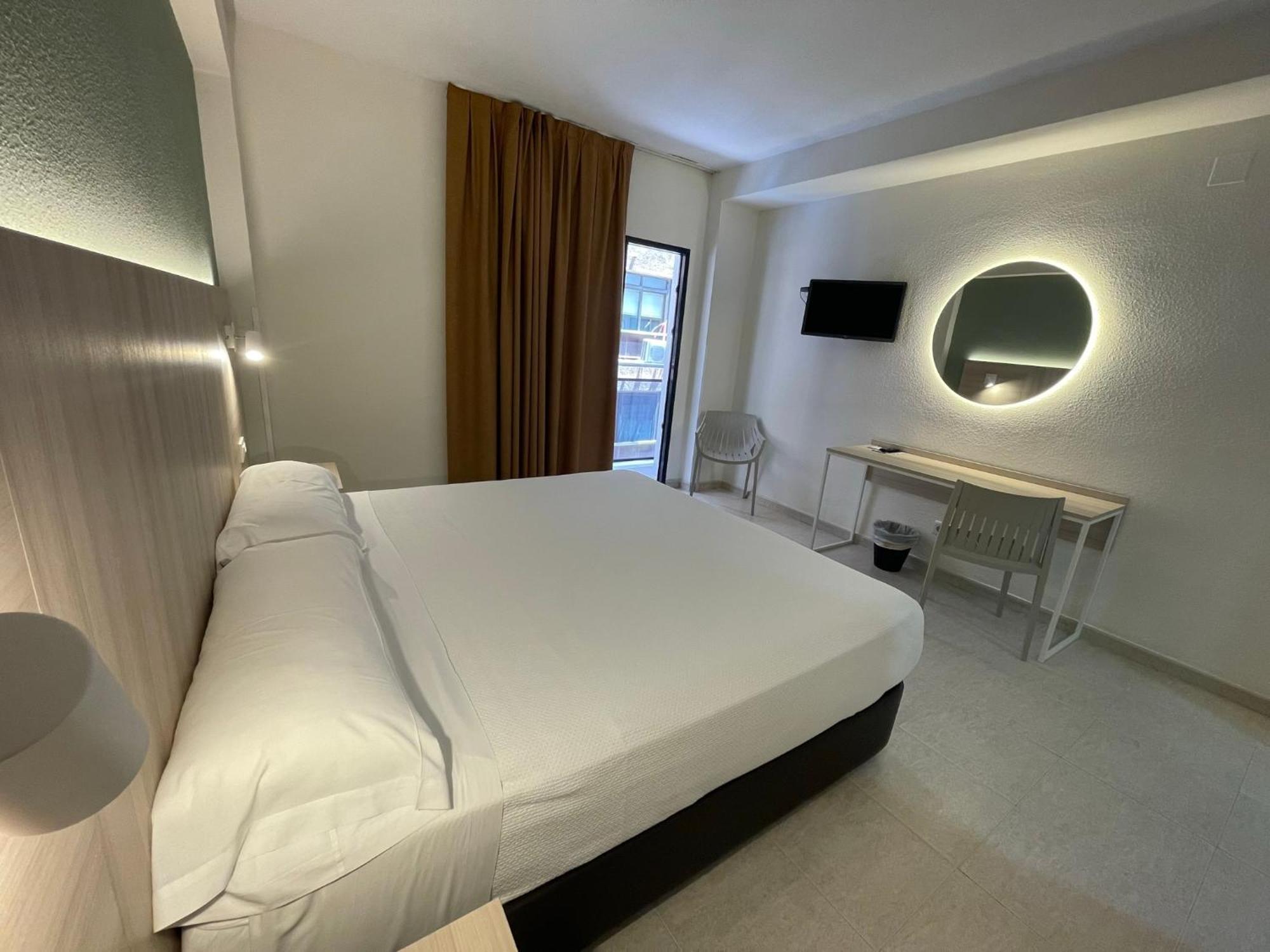 Double or Twin Room Balcony