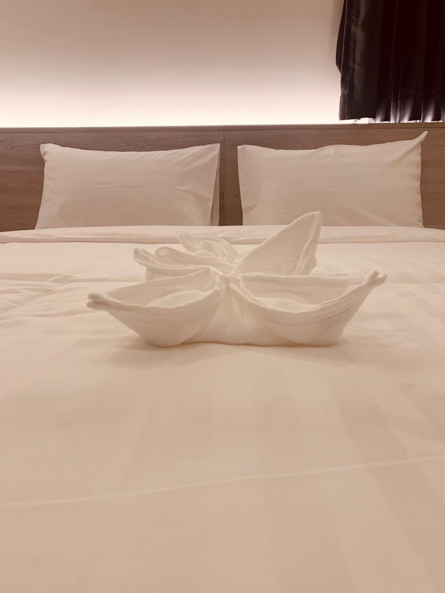 Deluxe Double Room with Shower
