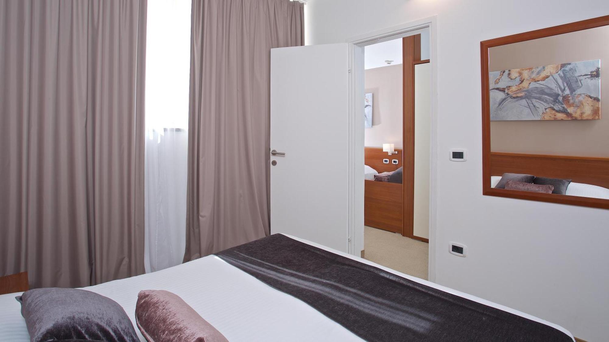 Family Suite,1566934154:JPEG
