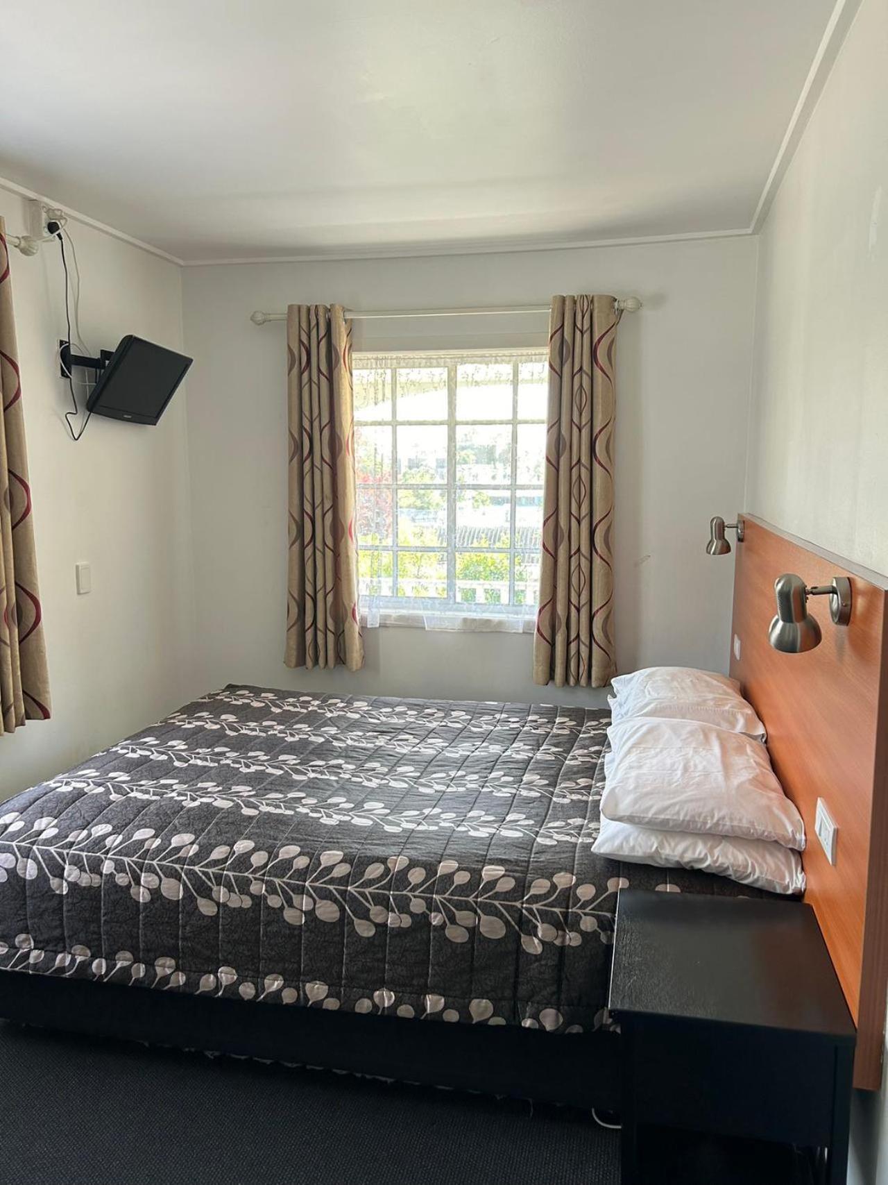 Two-Bedroom Apartment,1567002581:JPEG