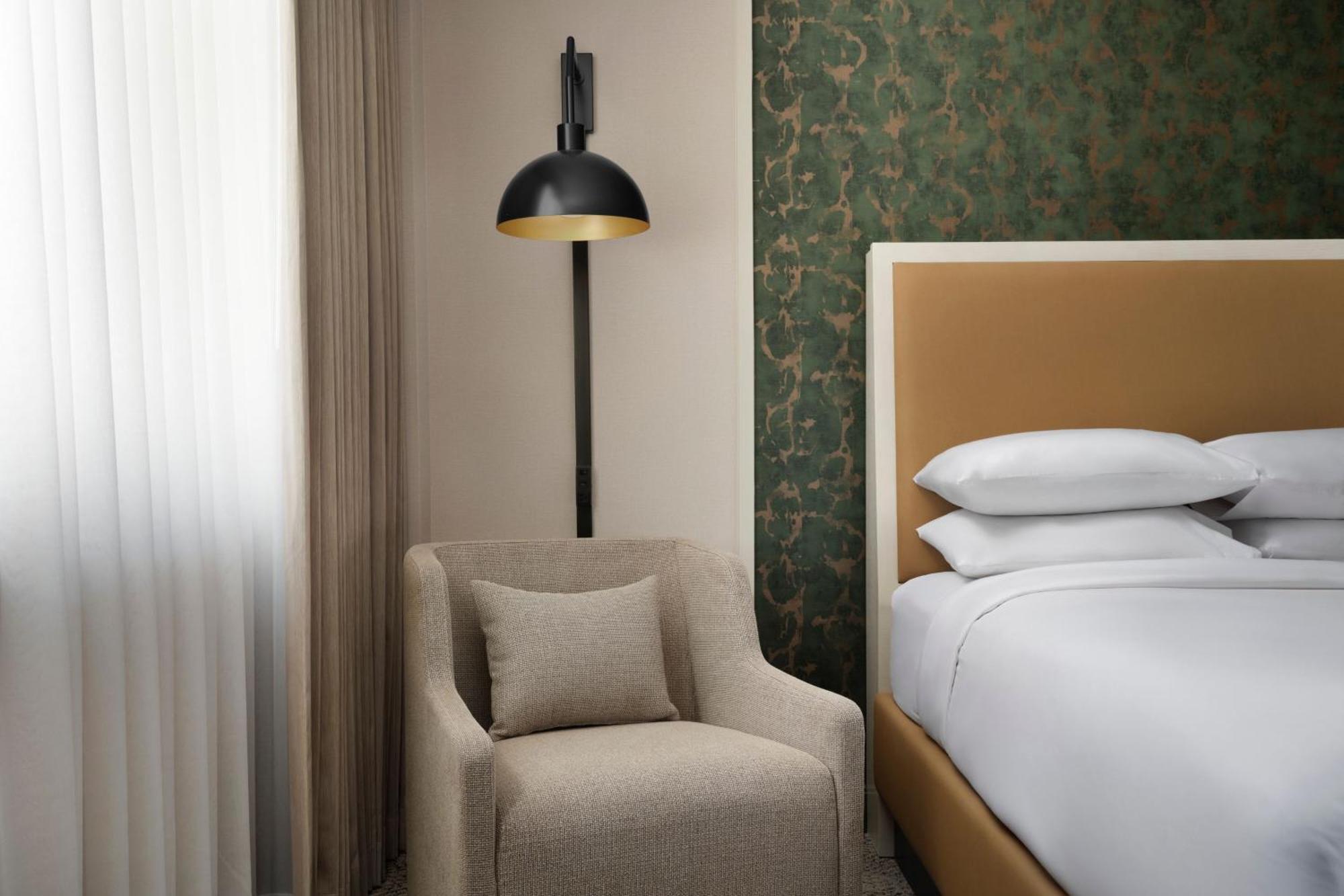 Executive, Guest room, 2 Double,1580157606:JPEG