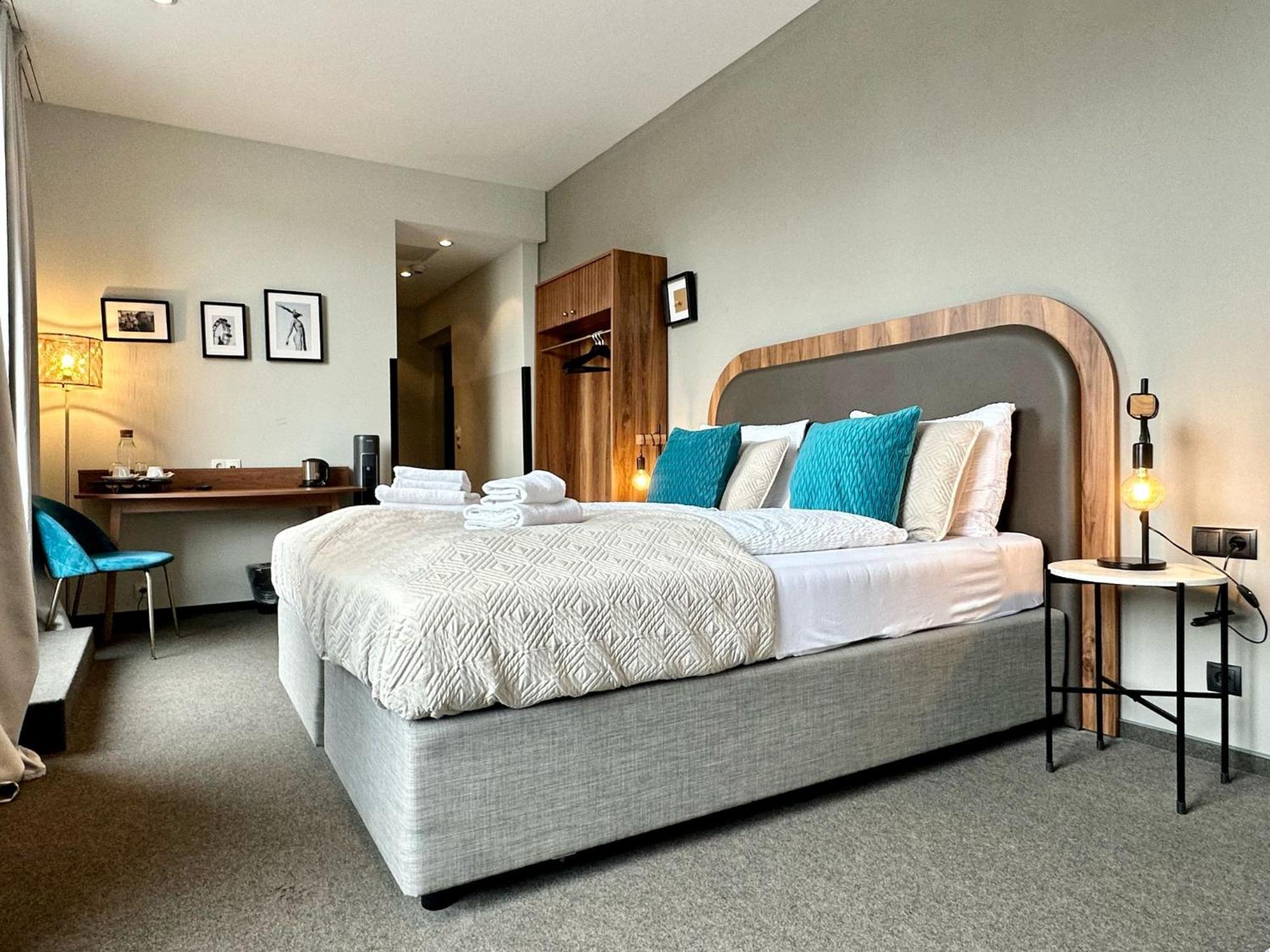 Quadruple Room with Terrace