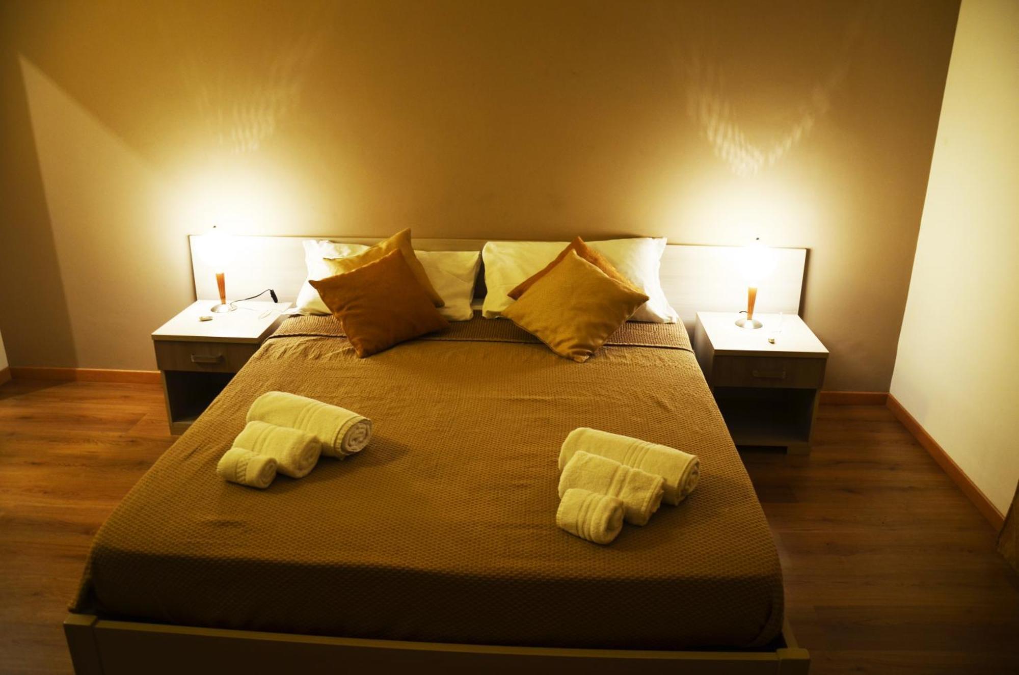 Double Room Private Bathroom