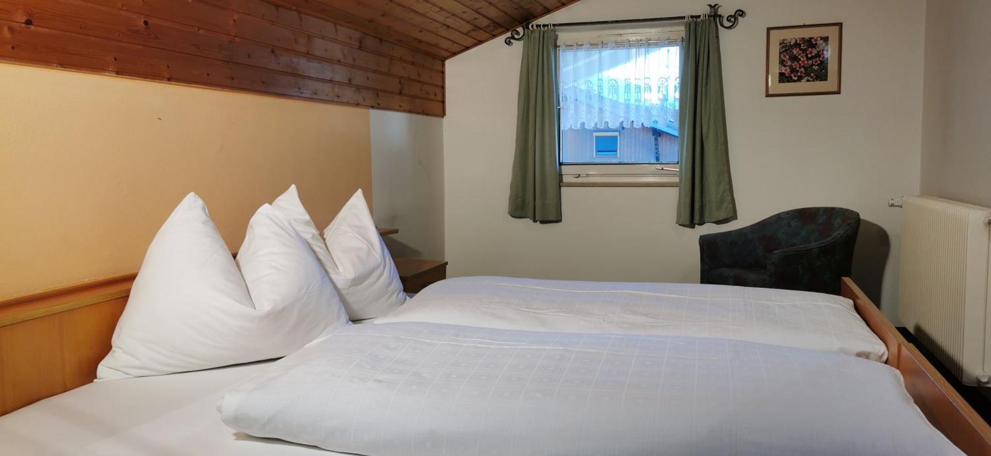 Economy Double Room