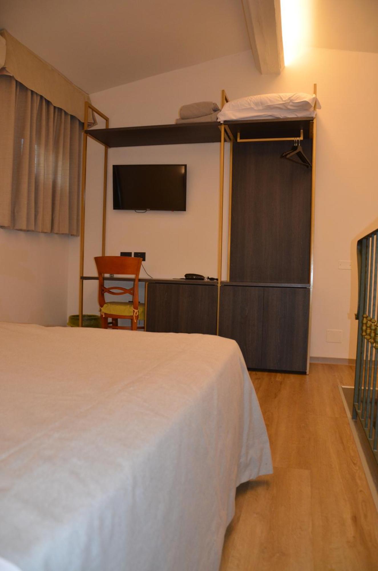 Small Double or Twin Room