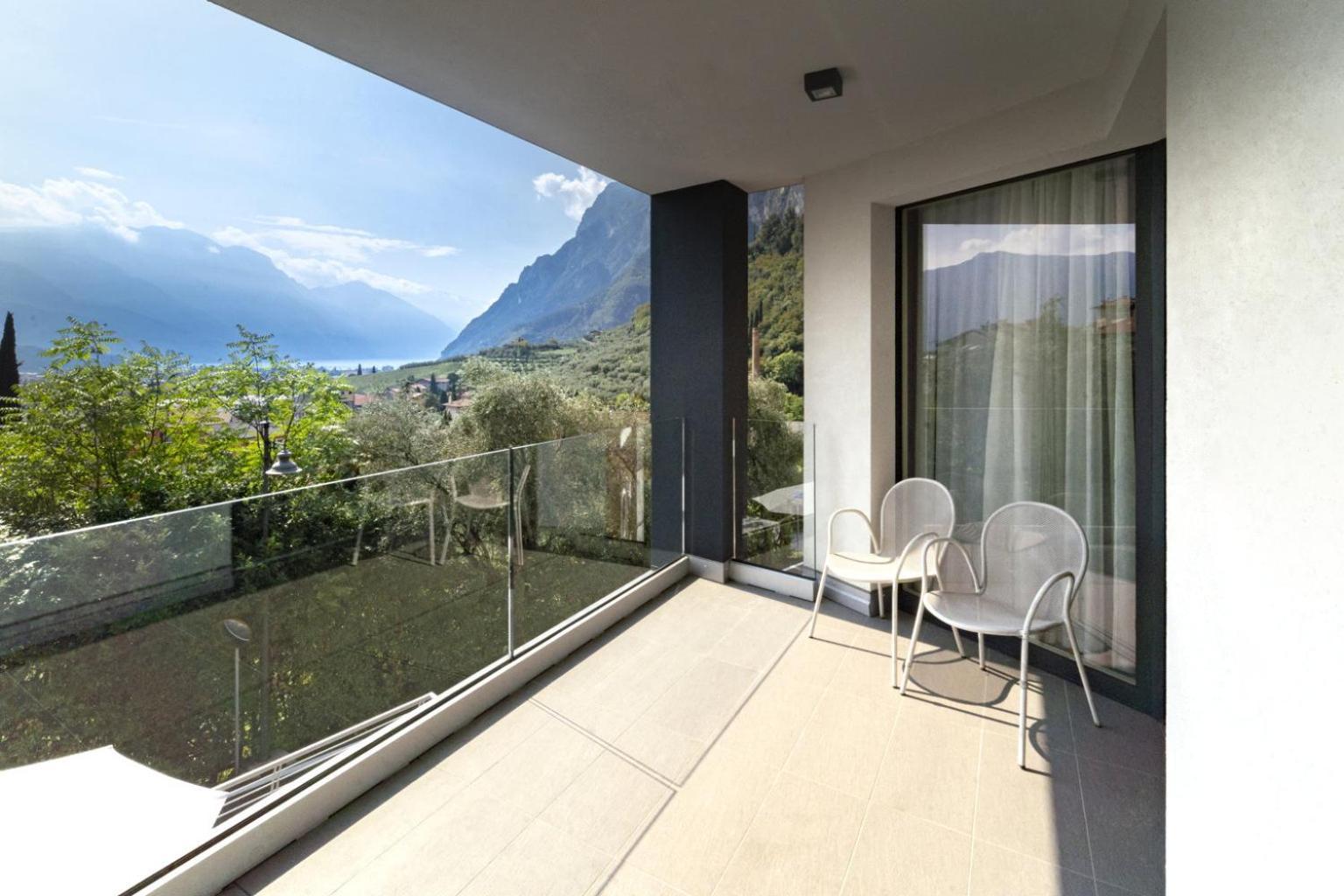 Junior Suite Balcony Lake View