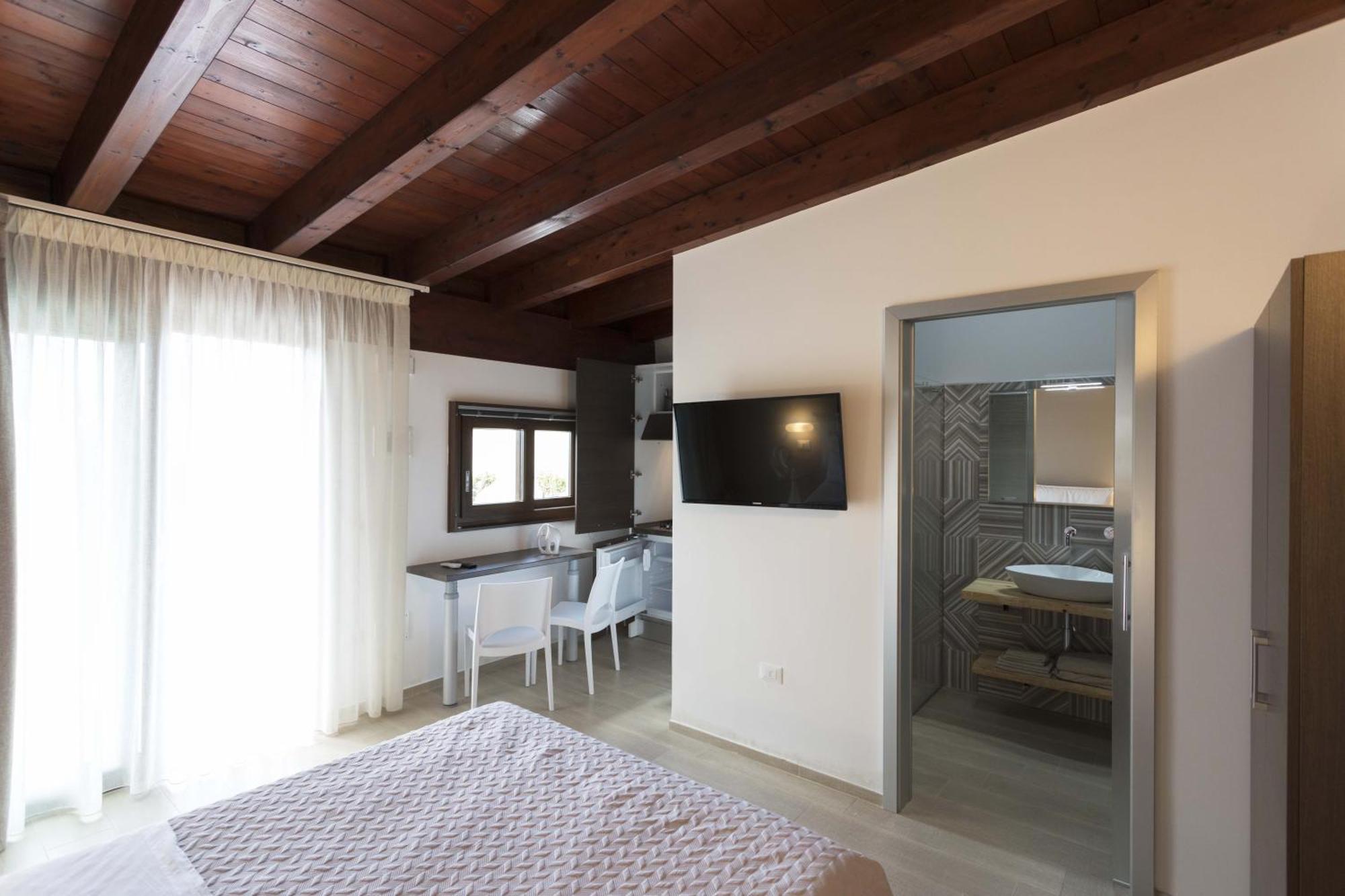 Large Double Room