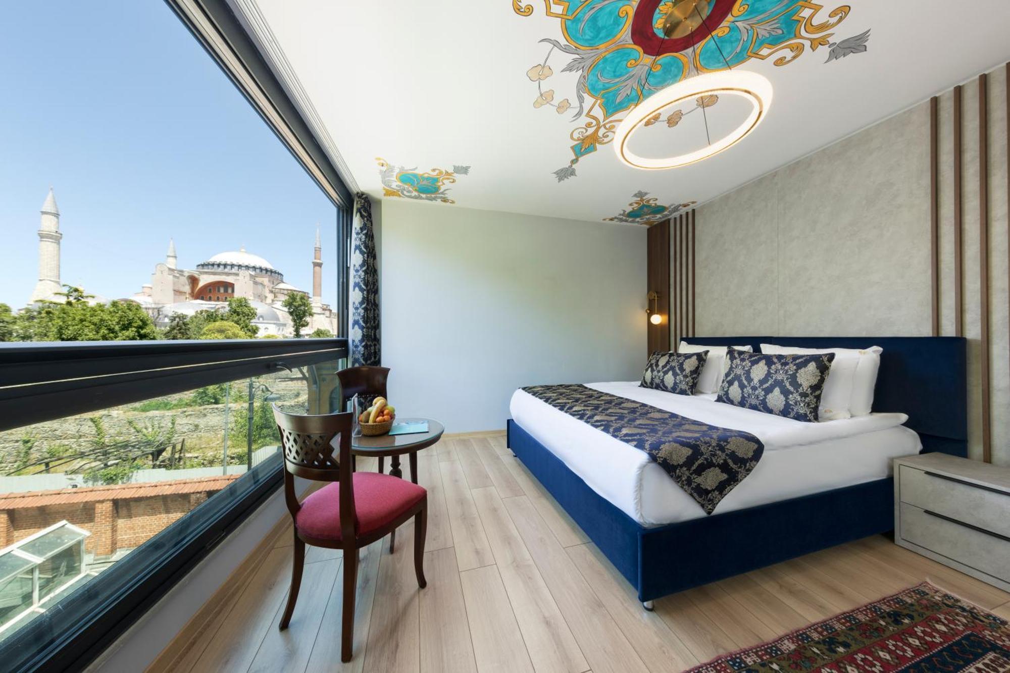 Suite Junior con vistas a Santa Sofía