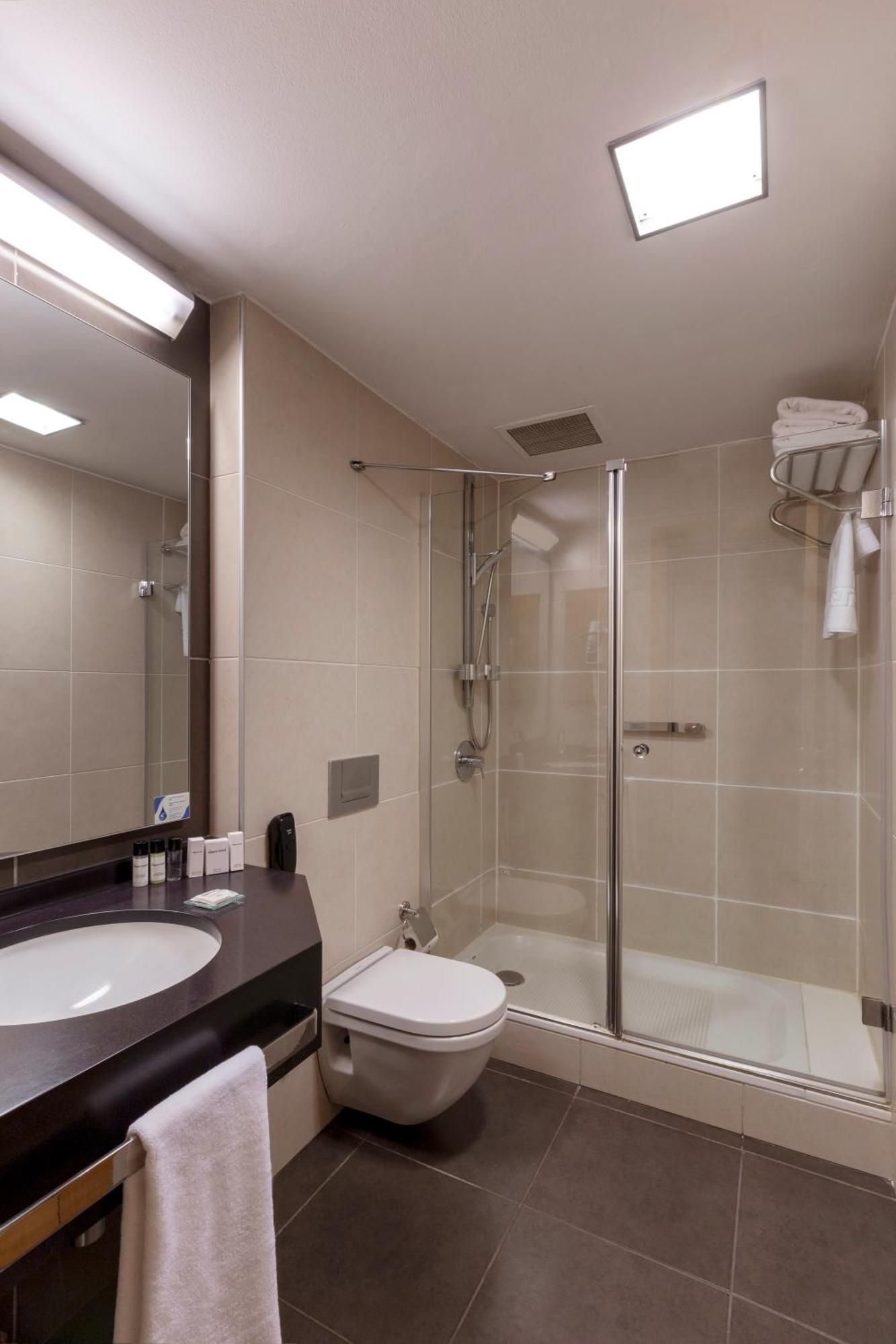 Deluxe Corner Room,1609719215:JPEG