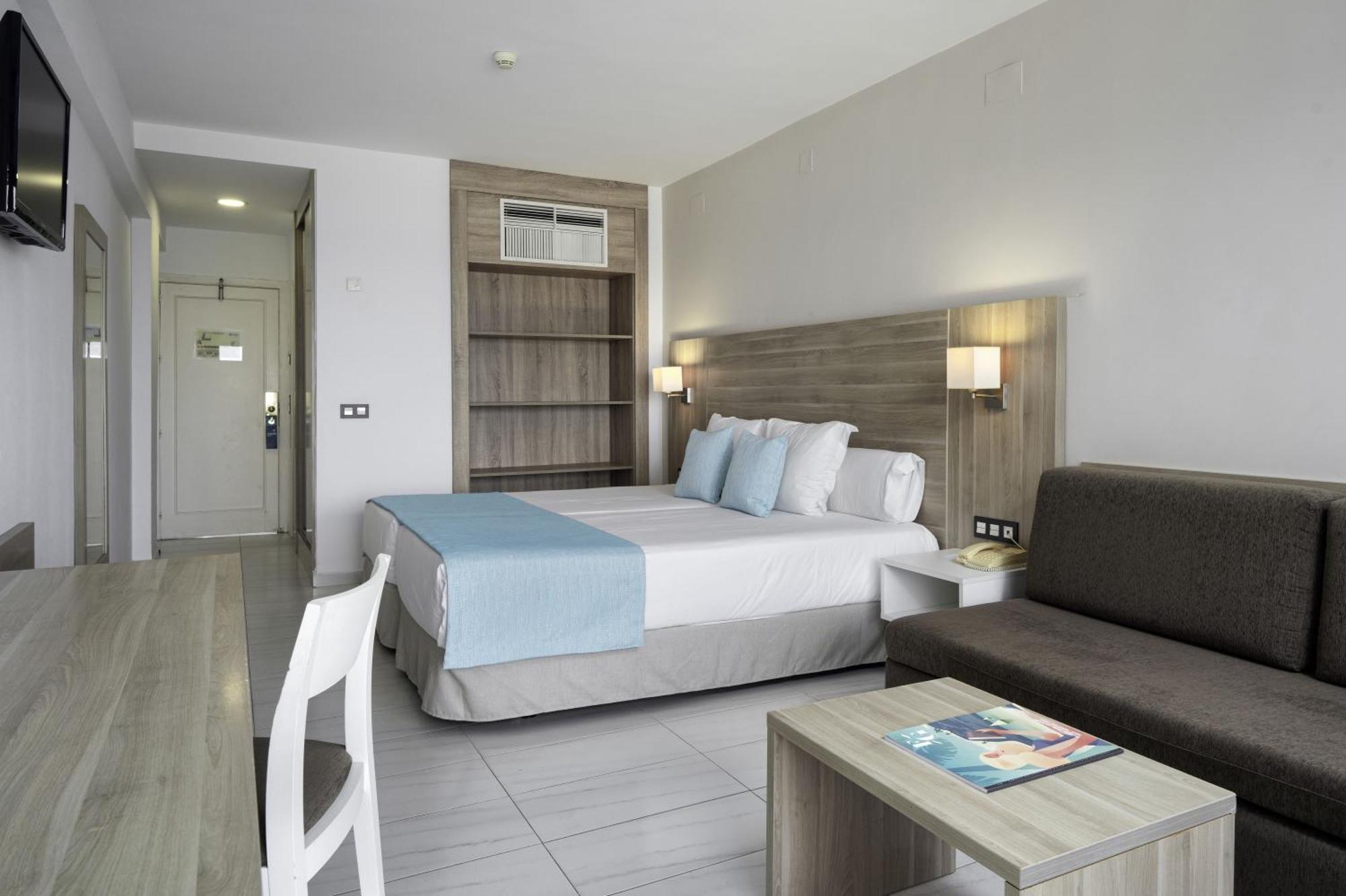 Double Sea View High Floor