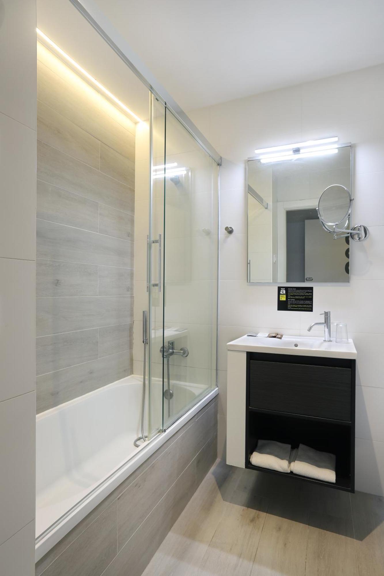 Superior Double or Twin Room City View