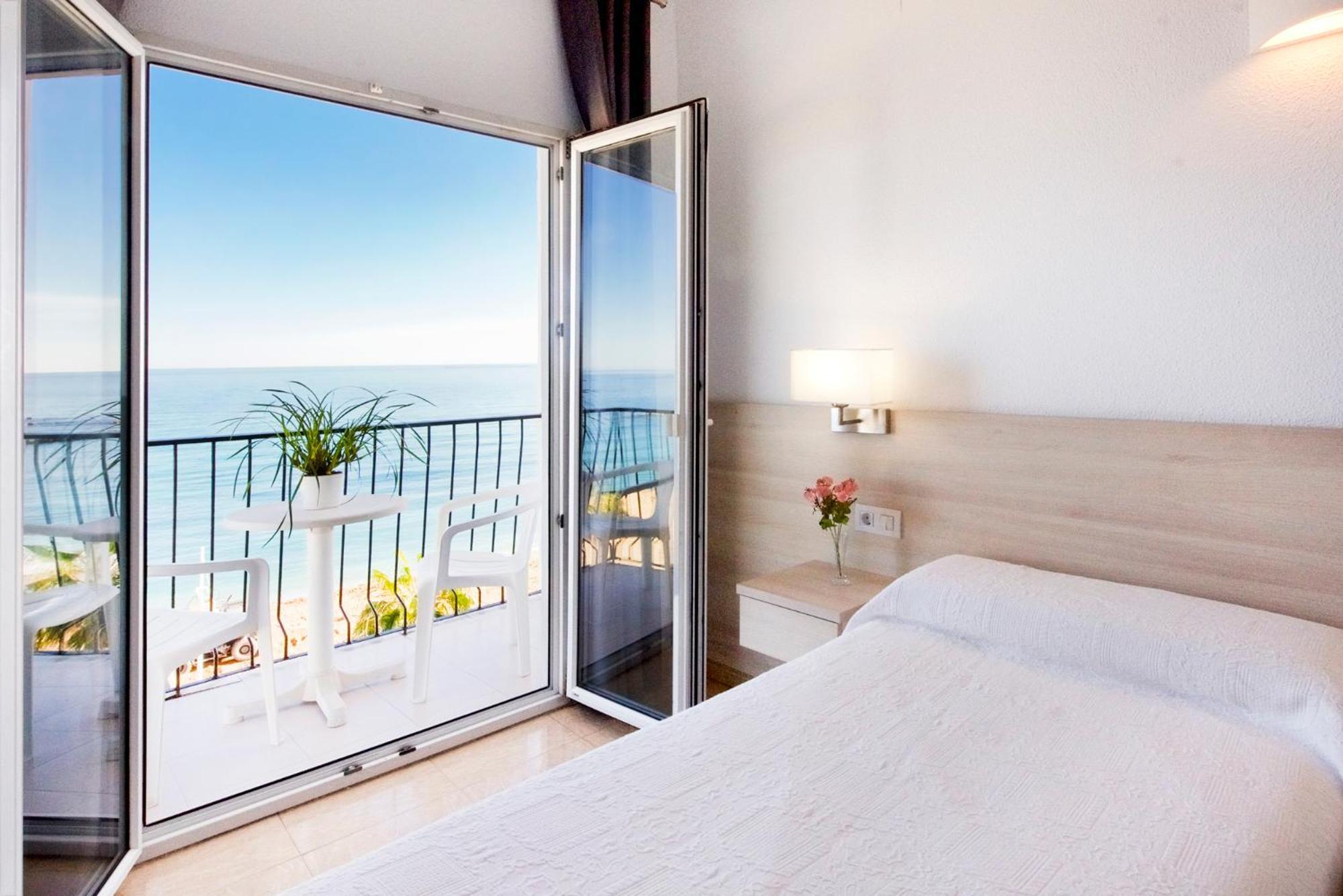 Twin Room Sea View