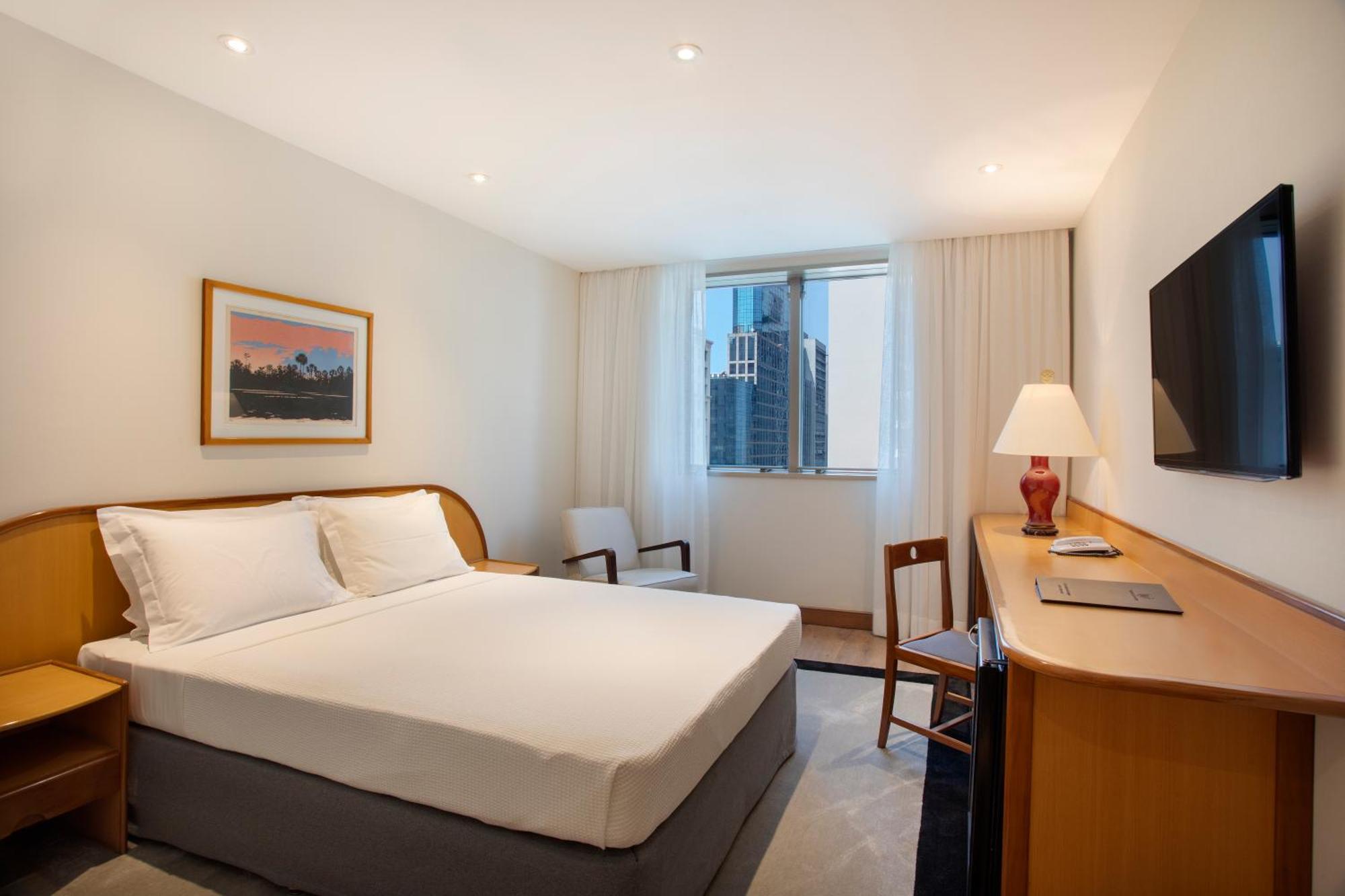 Quarto Superior Executivo com Cama Casal e Vista da Cidade,1615651282:JPEG