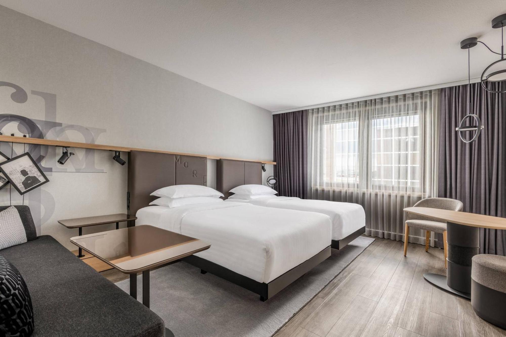 Deluxe Guest room, 2 Twin,1350771664:JPEG