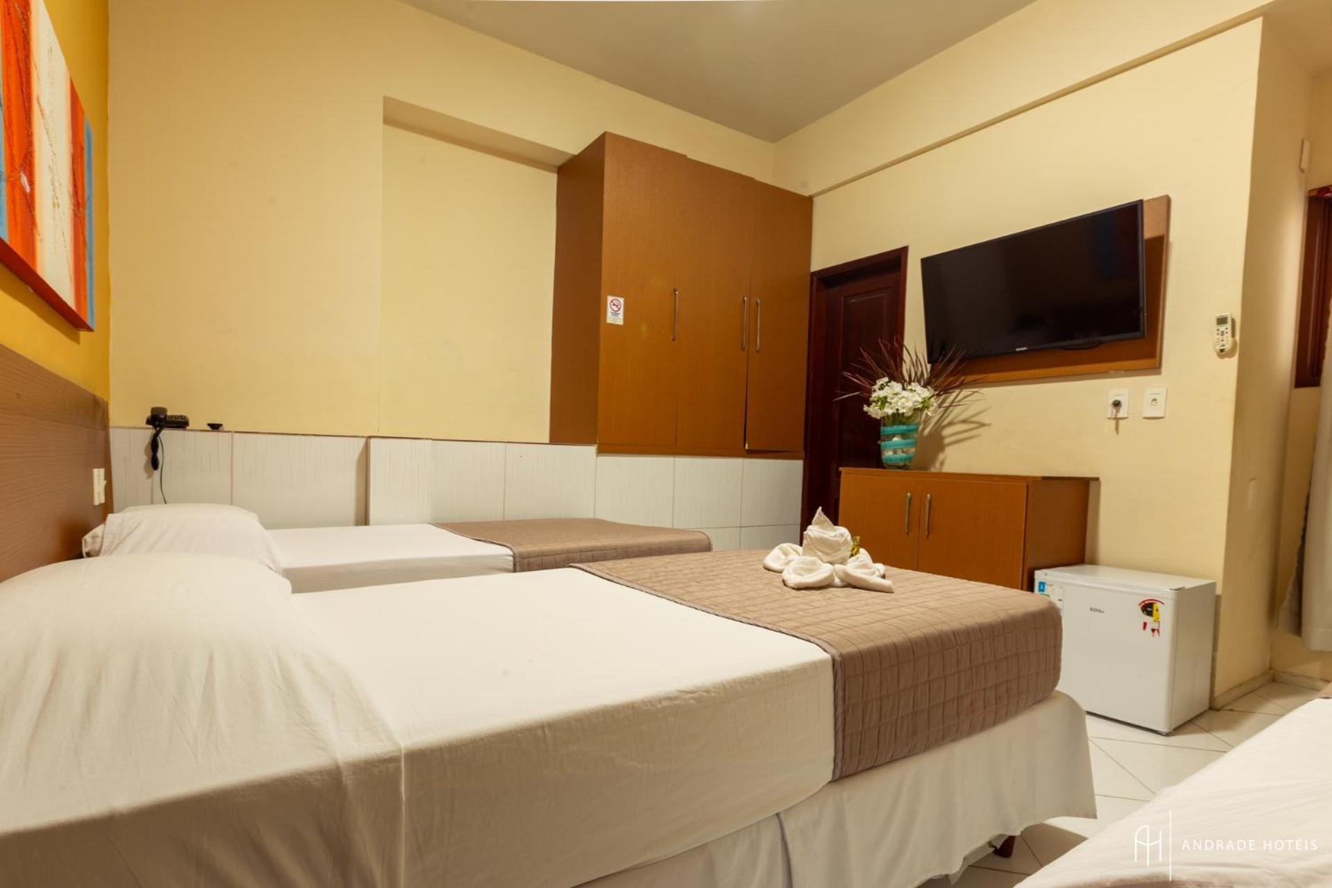Quarto Triplo Básico