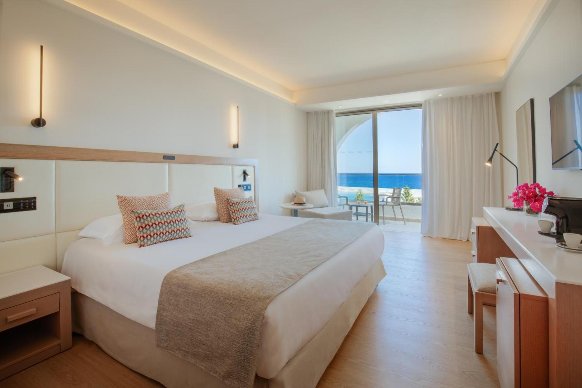 Superior Sea View